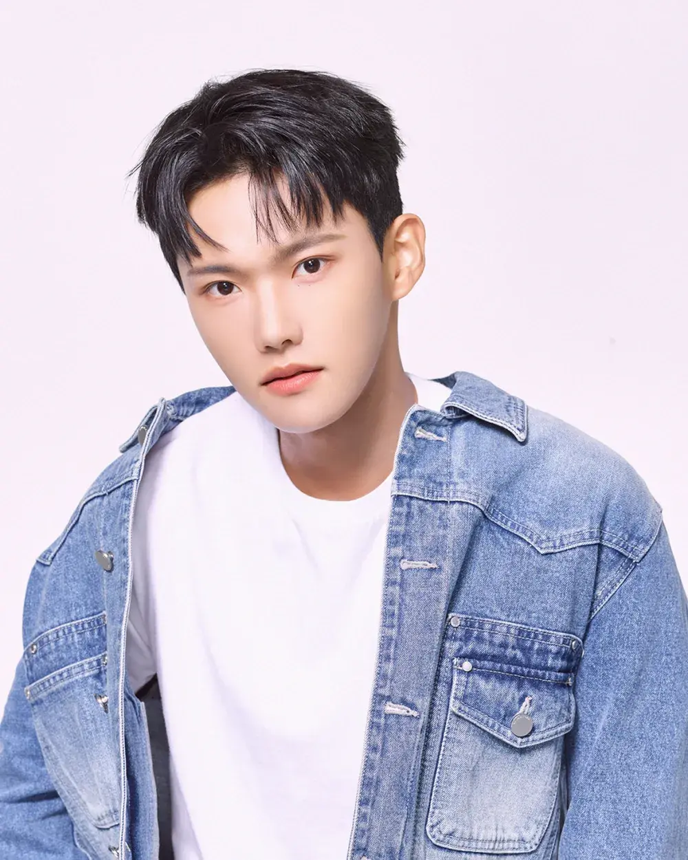 Donghyuk 프로필