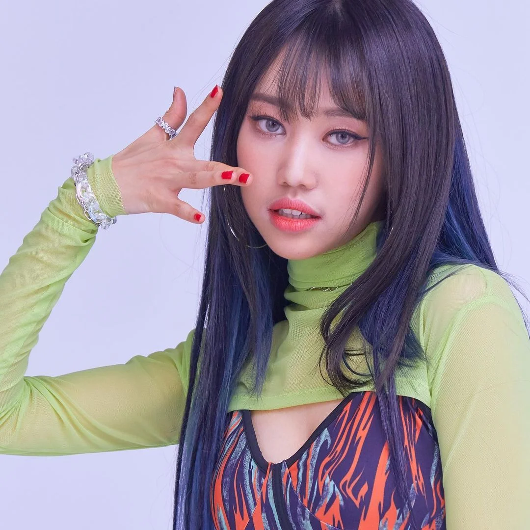 ミュージシャン Eve Eve (Black Bunny) — K-pop Idol Profile | kpopping