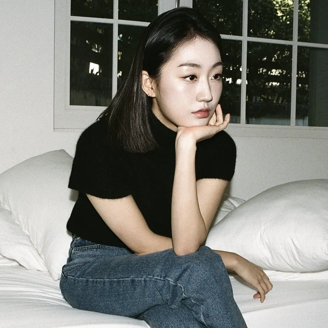 Lili — K-pop Idol Profile | kpopping