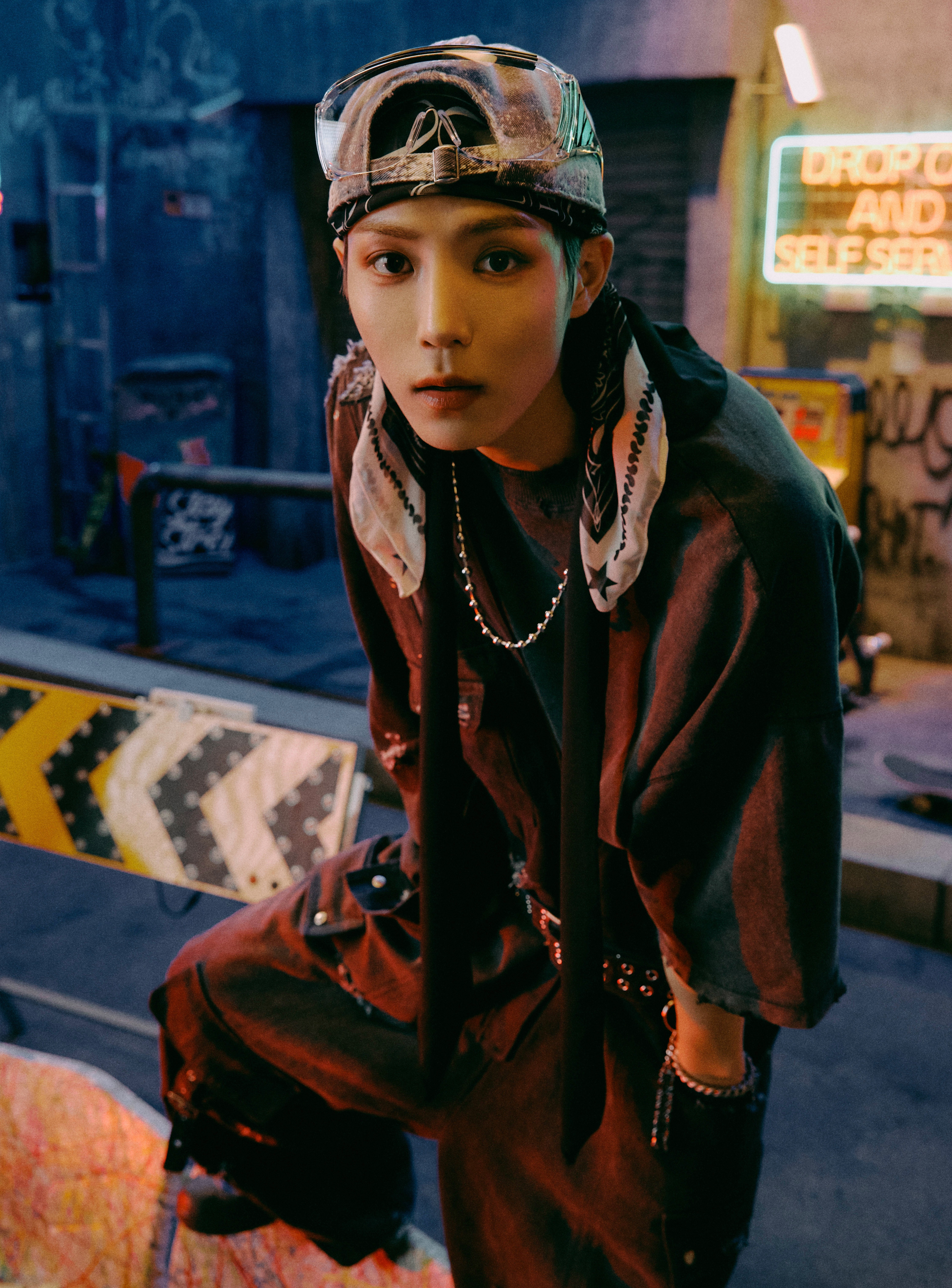 Minje (ALL(H)OURS) — K-pop Idol Profile | kpopping