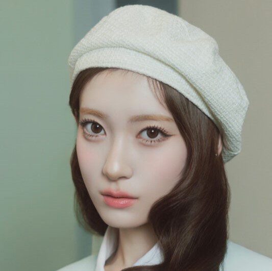 Rin (IS:SUE) — K-pop Idol Profile | kpopping