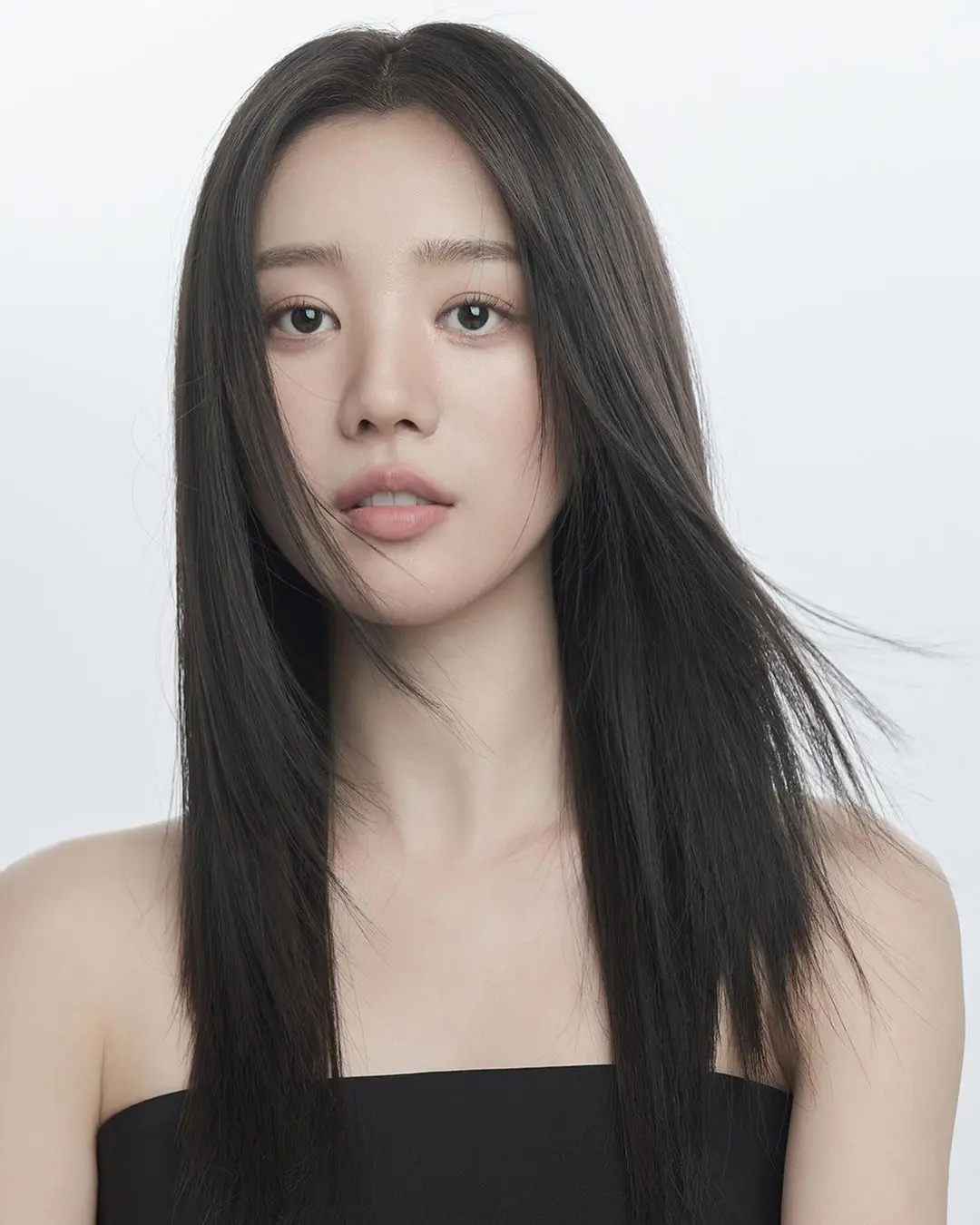 Sara (VIVIDIVA) — K-pop Idol Profile | kpopping