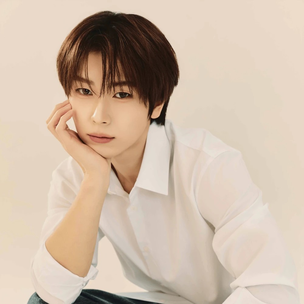 VAYONN 仙 せん SEN VAY ONN (베이온) — K-pop Group Profile | kpopping