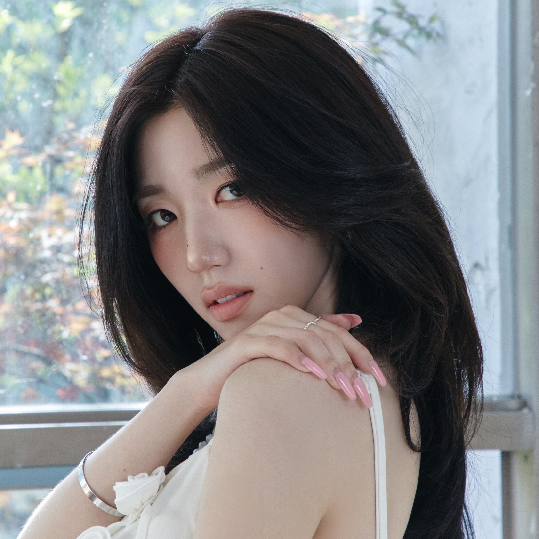 moon (문) — K-pop Group Profile | kpopping