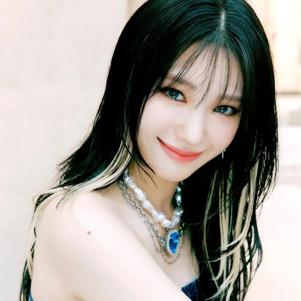 SuYun (Rocket Punch) profile, age, MBTI & facts | kpopping