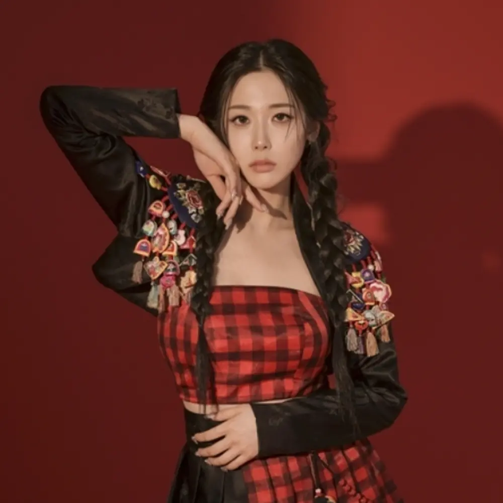 Yoon Seo Ryeong (The Two Sisters) — K-pop Idol Profile | kpopping