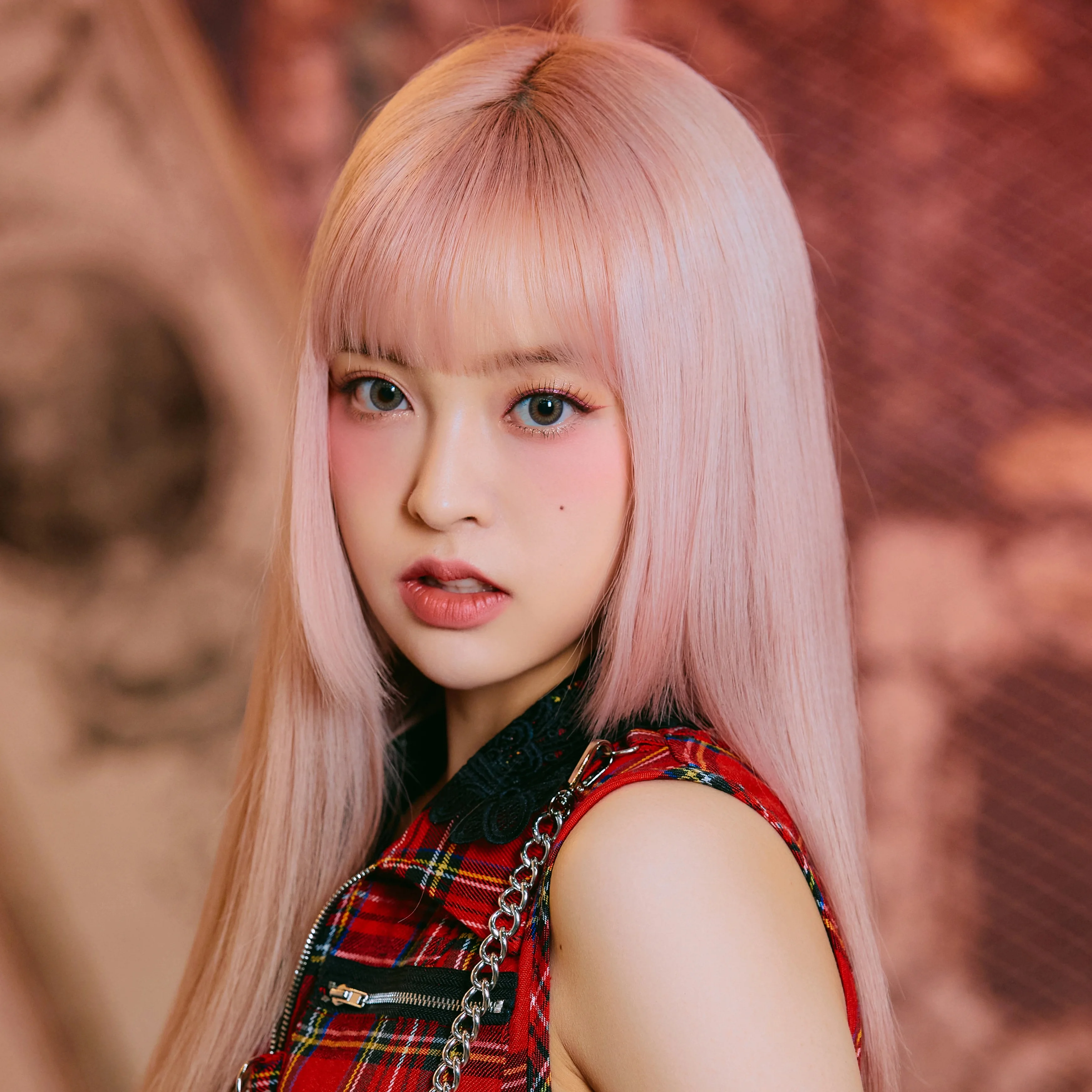 Yuuri (LUNARSOLAR) — K-pop Idol Profile | kpopping