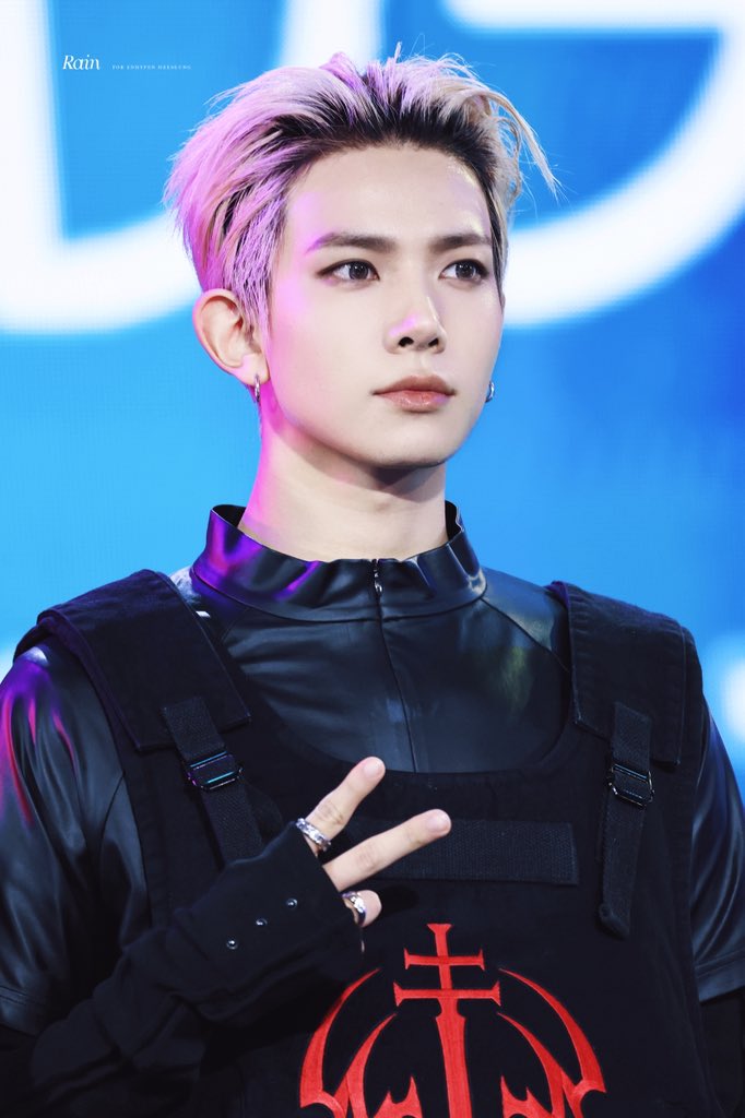 Evan — 260211 Heeseung at the 2nd D-Awards 2026 HQ Photos | kpopping
