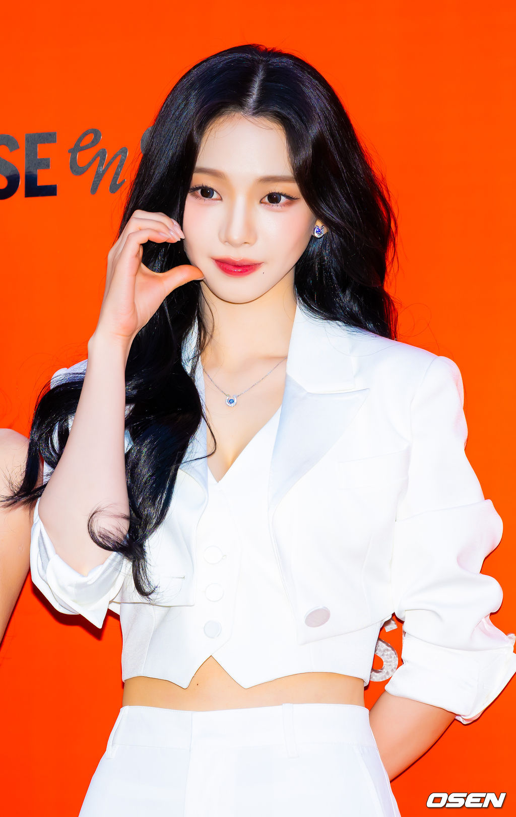 Karina — 260219 Karina at Mise en Scene Pop-Up HQ Photos | kpopping