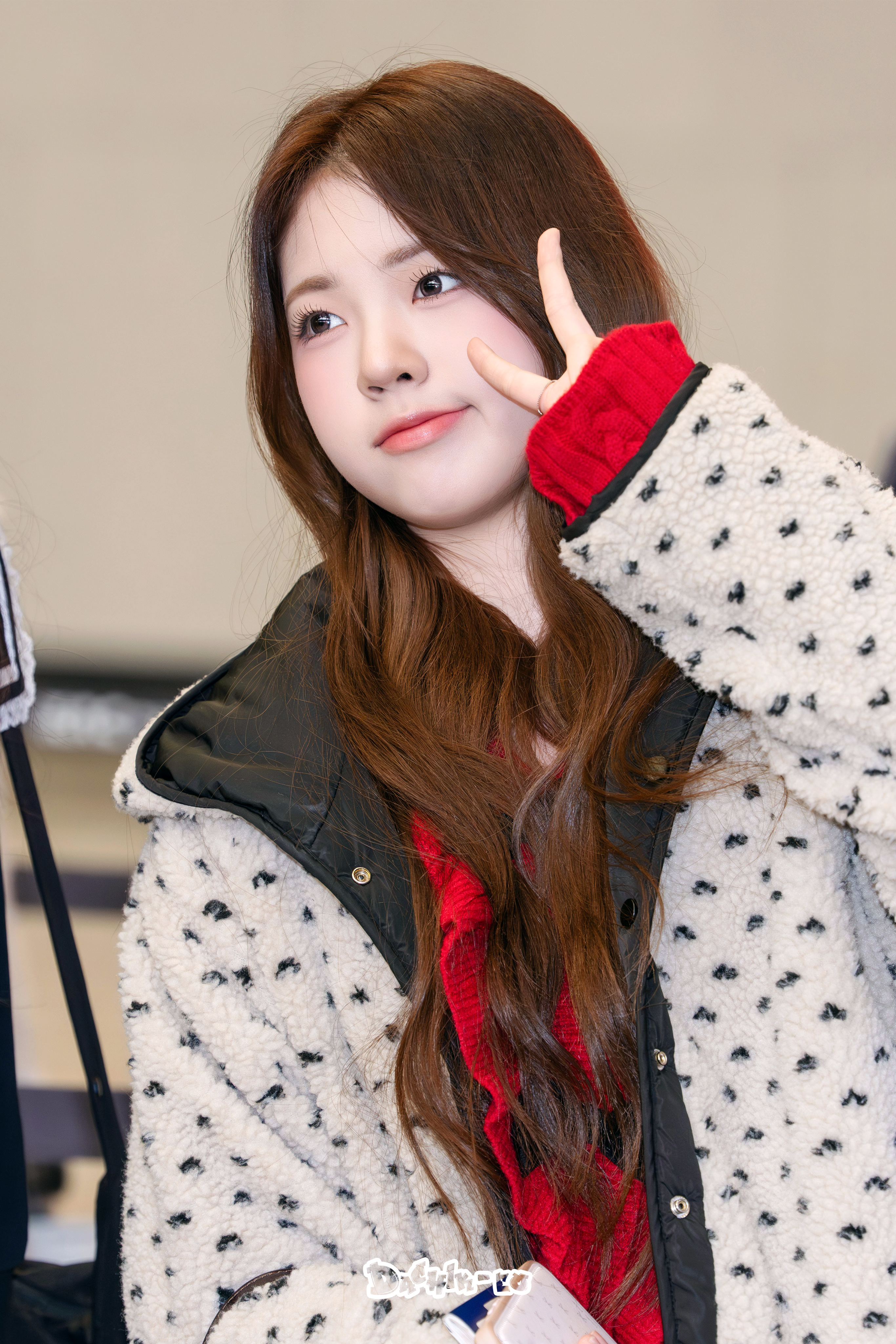 Yoona — 250629 UNIS Yoona - at Fansign event HQ Photos | kpopping