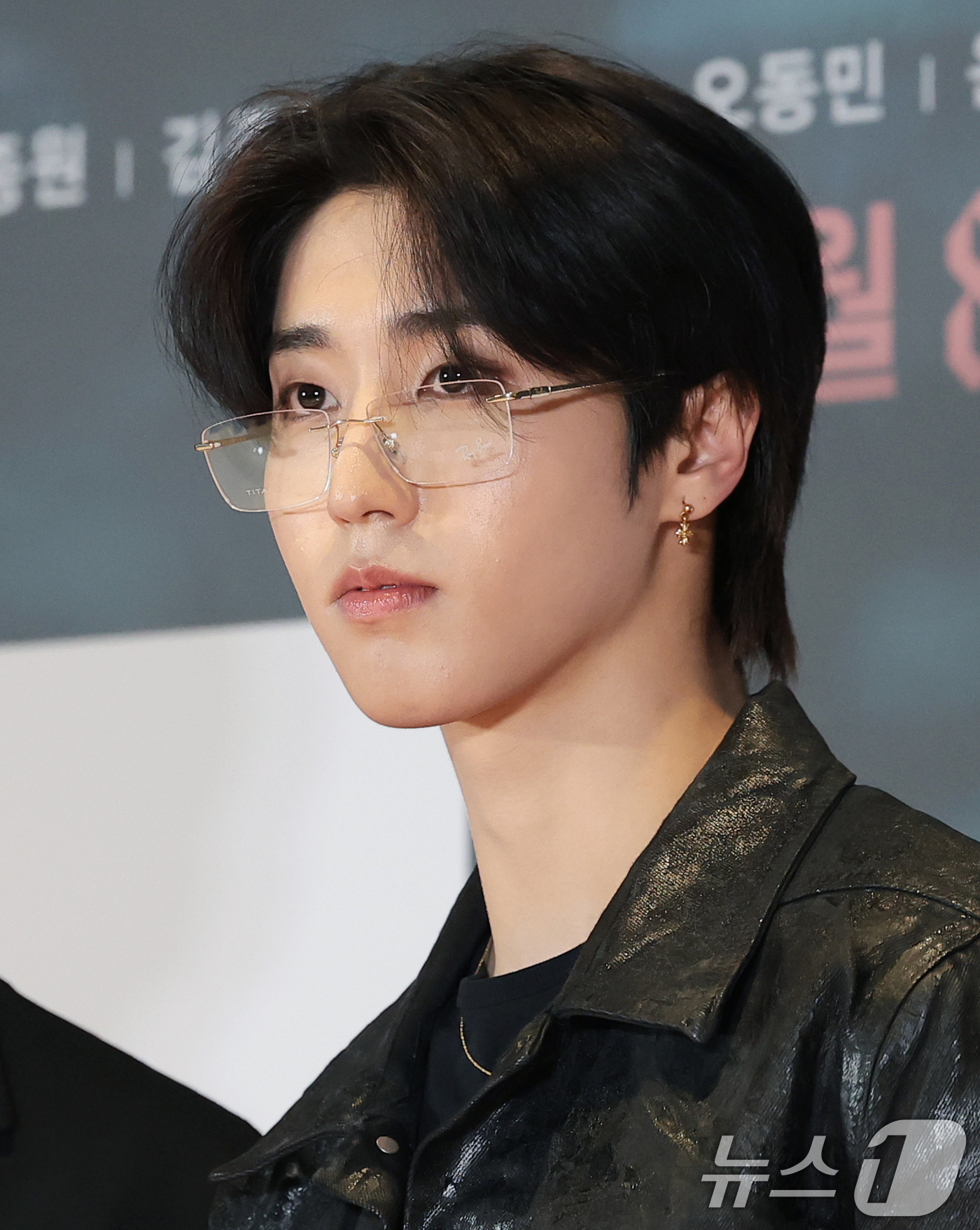260330 Han at “Salmokji” Movie VIP Premiere — HQ K-pop Photos