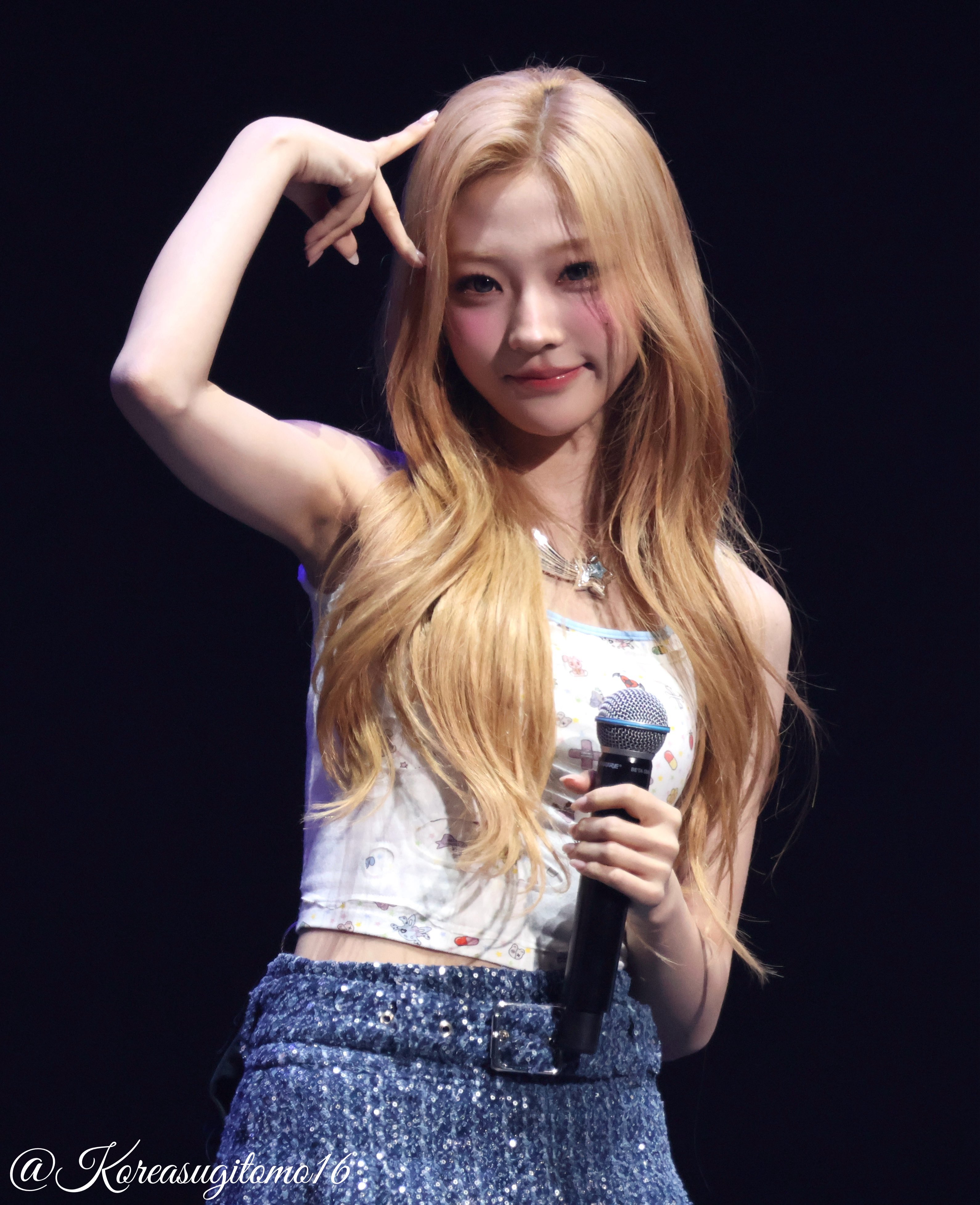 Stella — 260412 Stella at “The Performance” in Japan HQ Photos