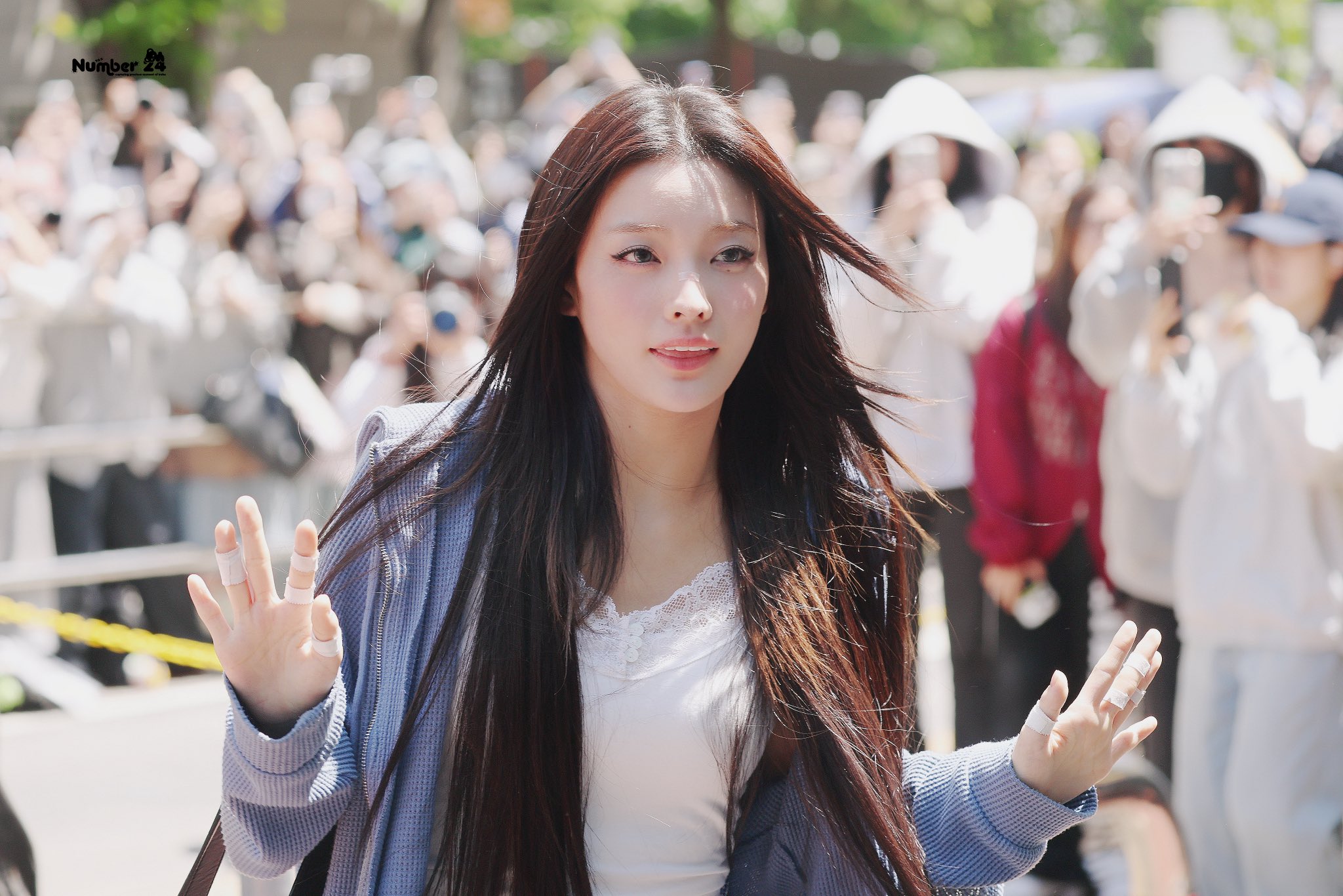 Iroha — 260501 Iroha at KBS Music Bank HQ Photos | kpopping