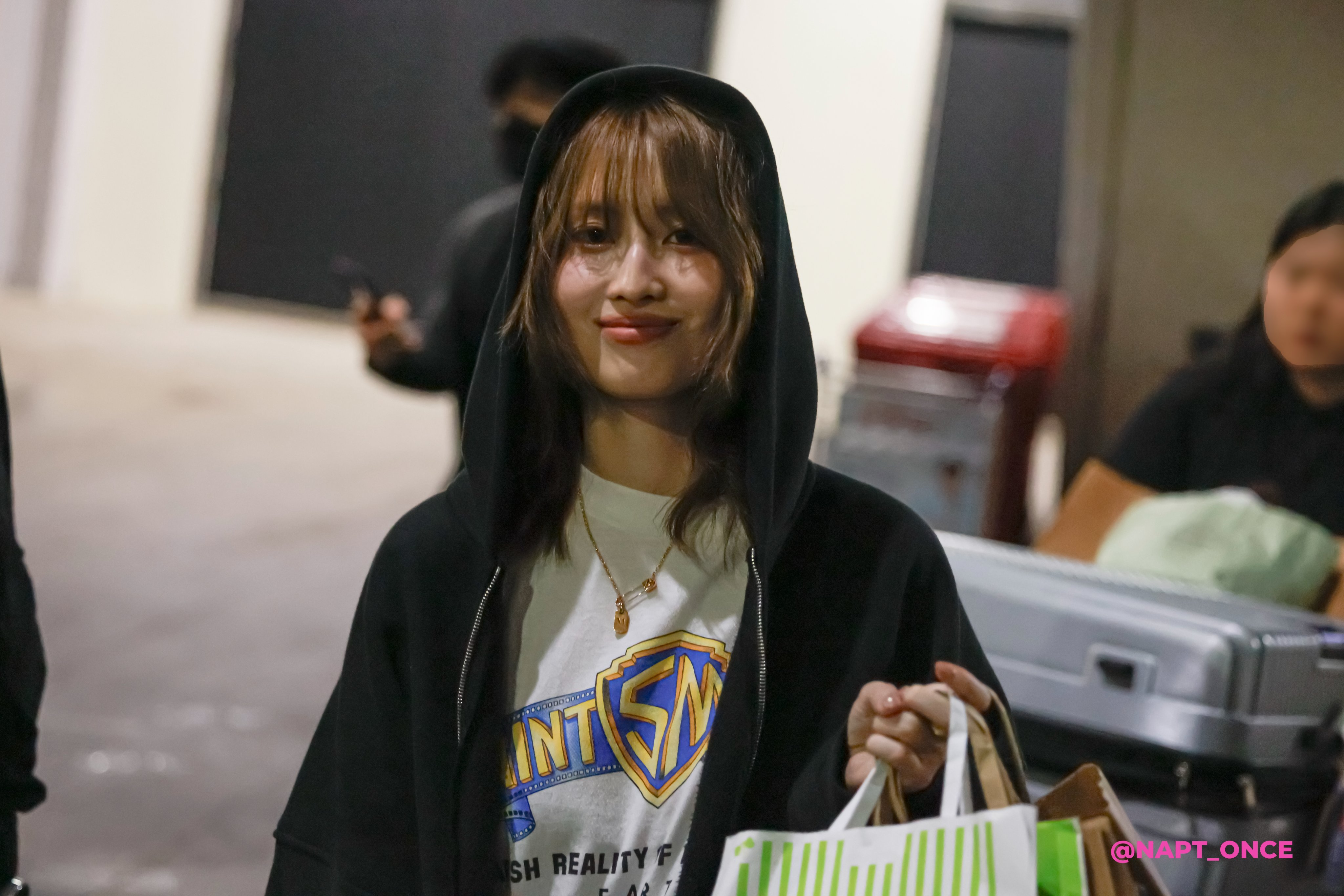 その他 momo Momo — 260503 Momo at KIX/GMP Airport HQ Photos