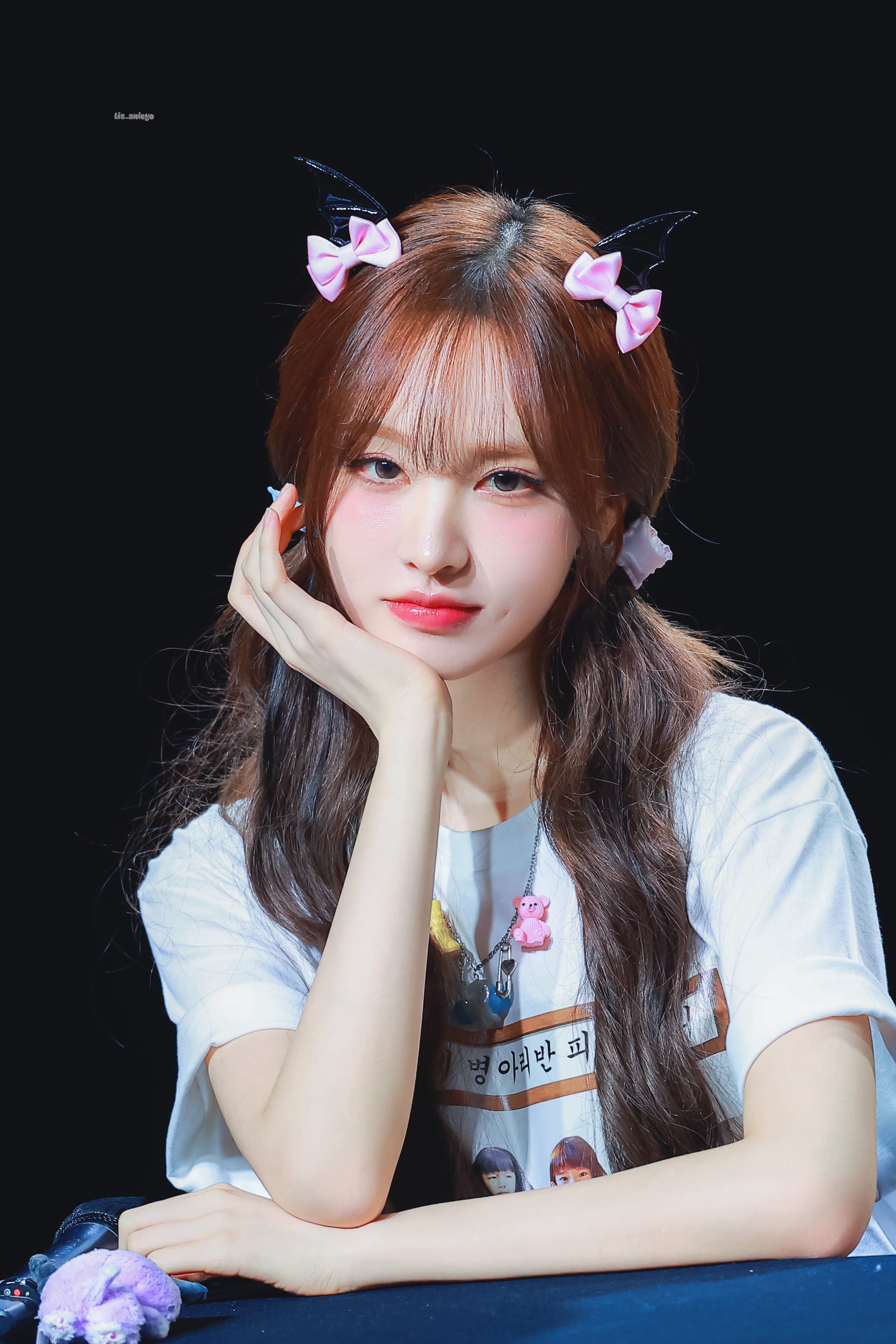 Liz — 250829 Liz at MusicKorea Fansign HQ Photos | kpopping