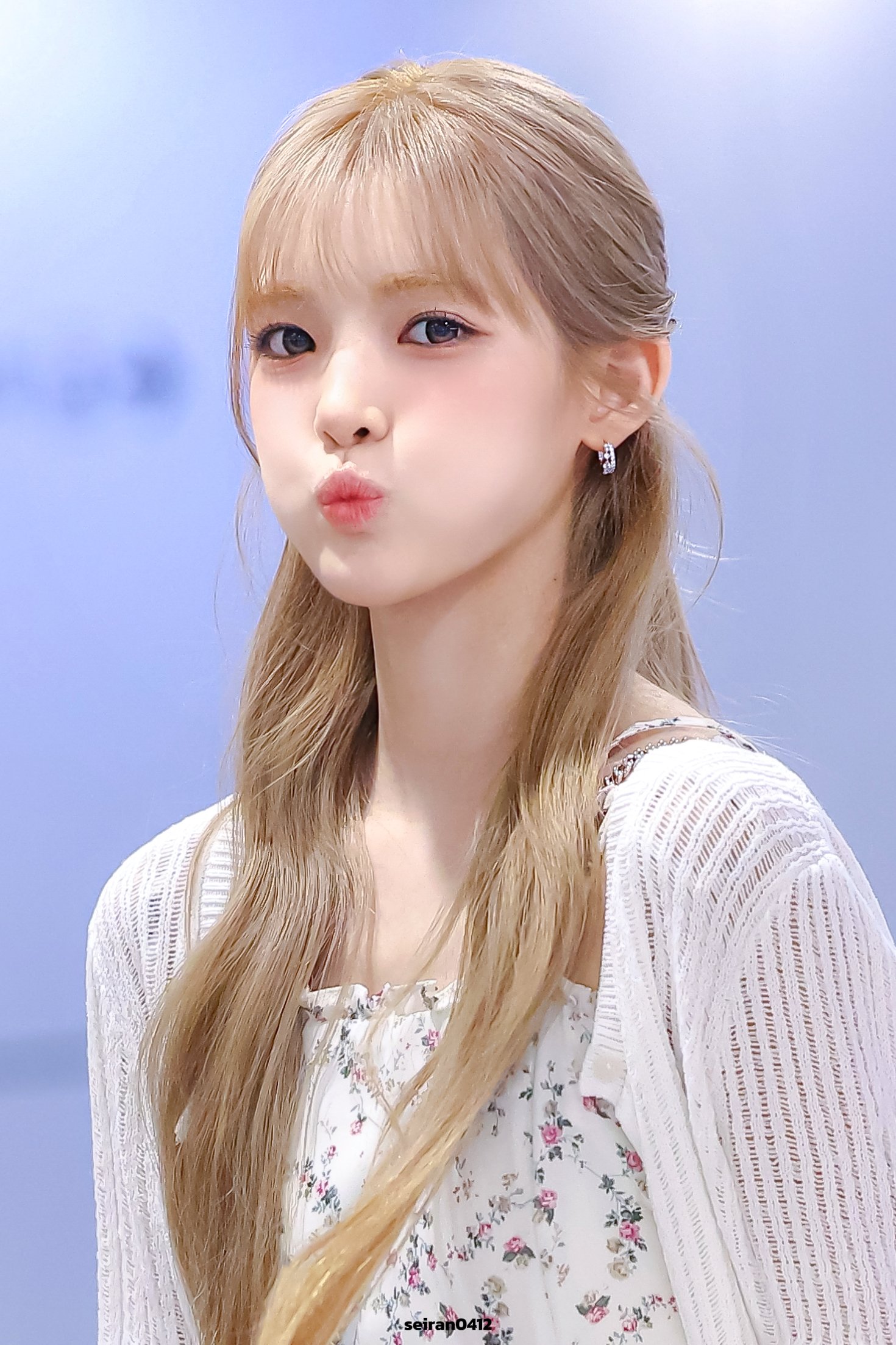 Yuha — 260416 Yuha at 2aN Popup Store in Seongsu HQ Photos | kpopping