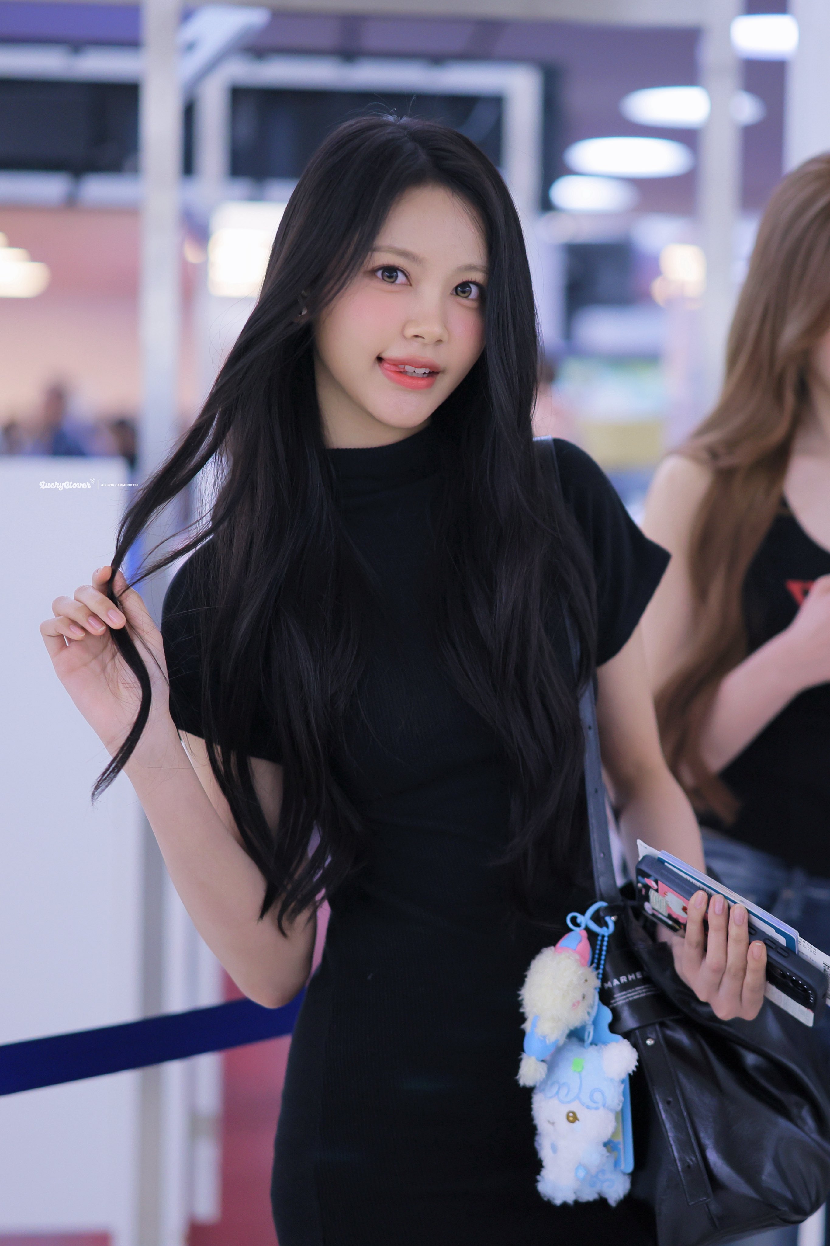Carmen Aounさん専用 Carmen — 260416 Carmen at 2aN Pop-Up Store in Seongsu HQ Photos