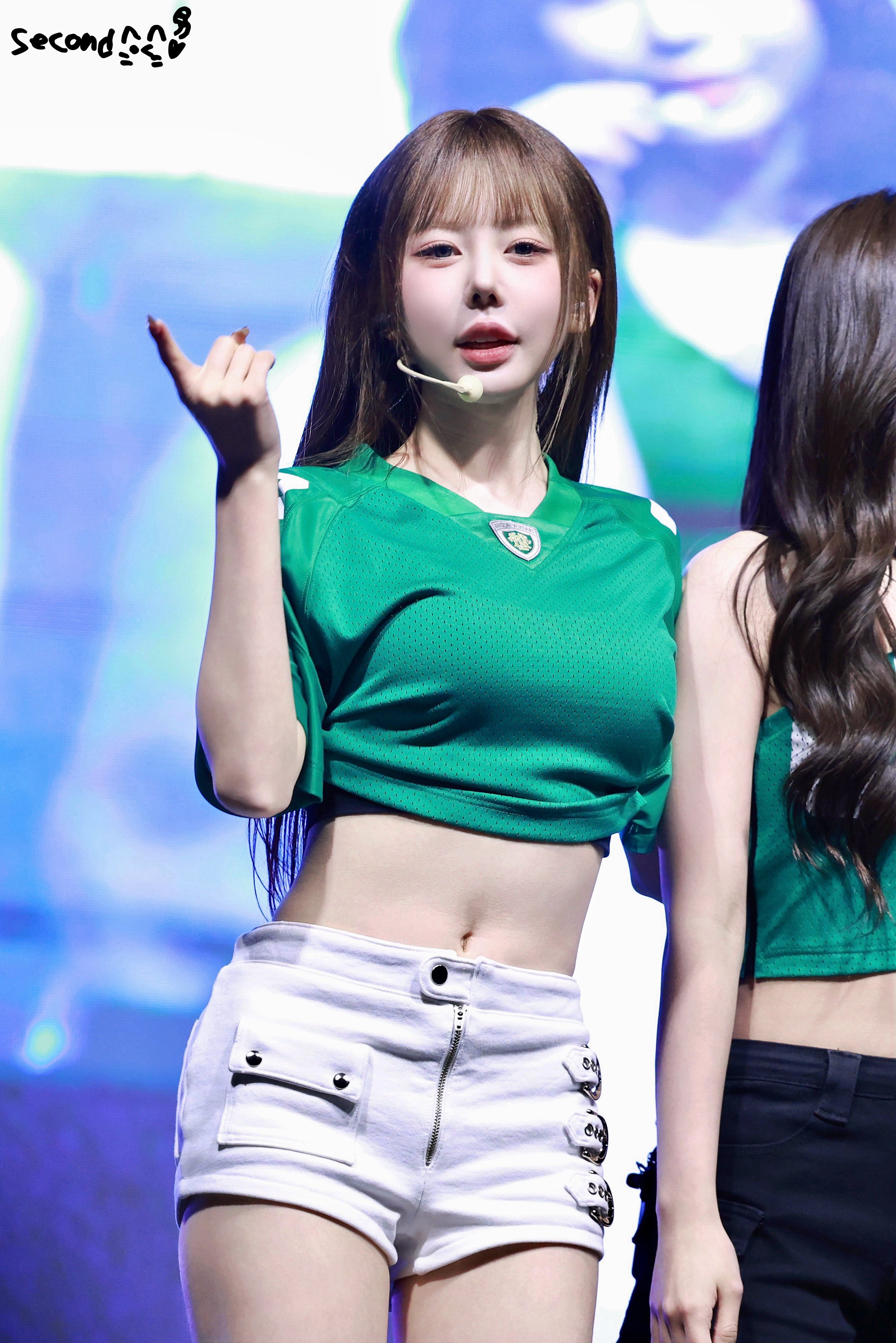 HyeRin — 251226 tripleS SNS Update - HyeRin HQ Photos | kpopping