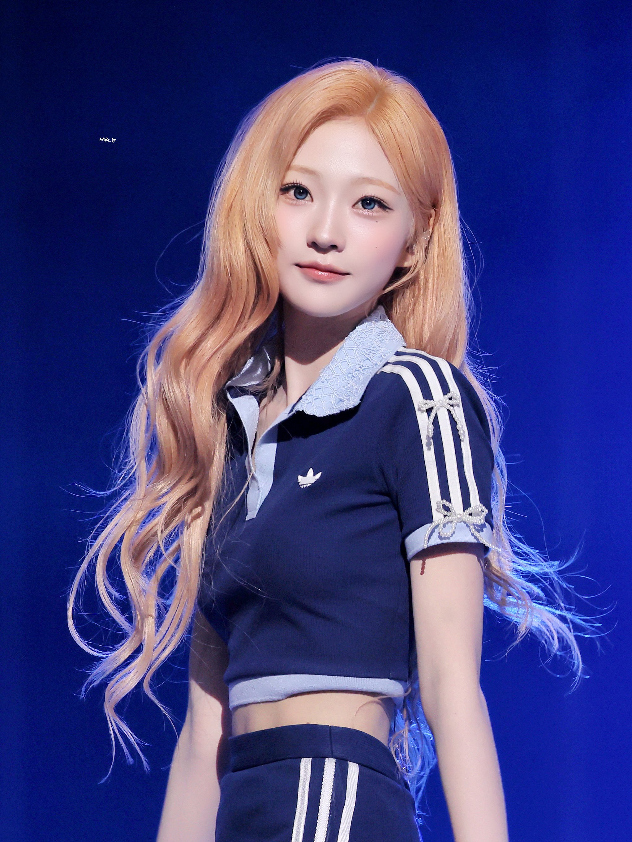 Stella — 250921 Stella at KB Joy Olpark Festival HQ Photos | kpopping