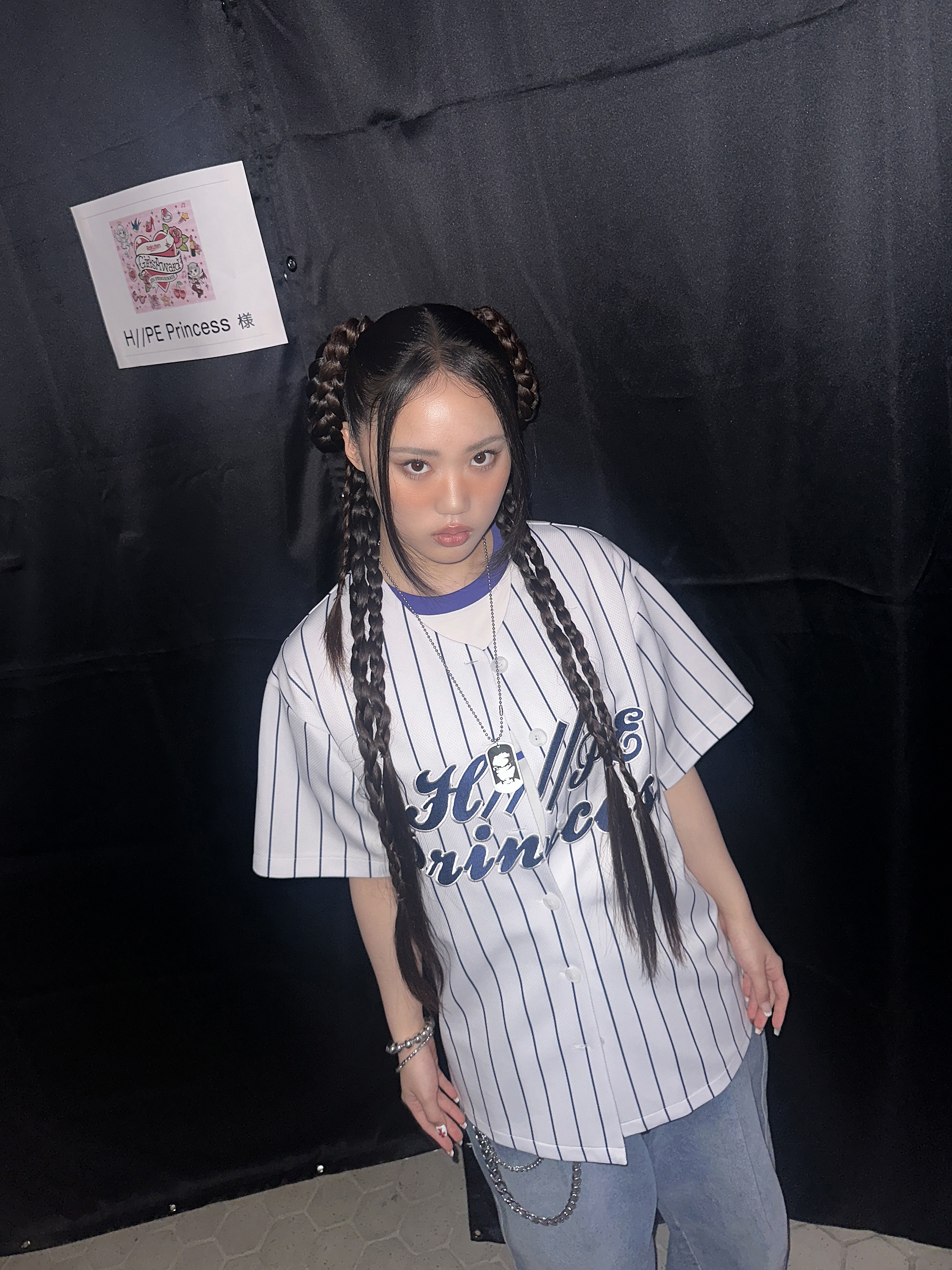 Niko — 260502 H//PE Princess SNS Update - Niko HQ Photos | kpopping