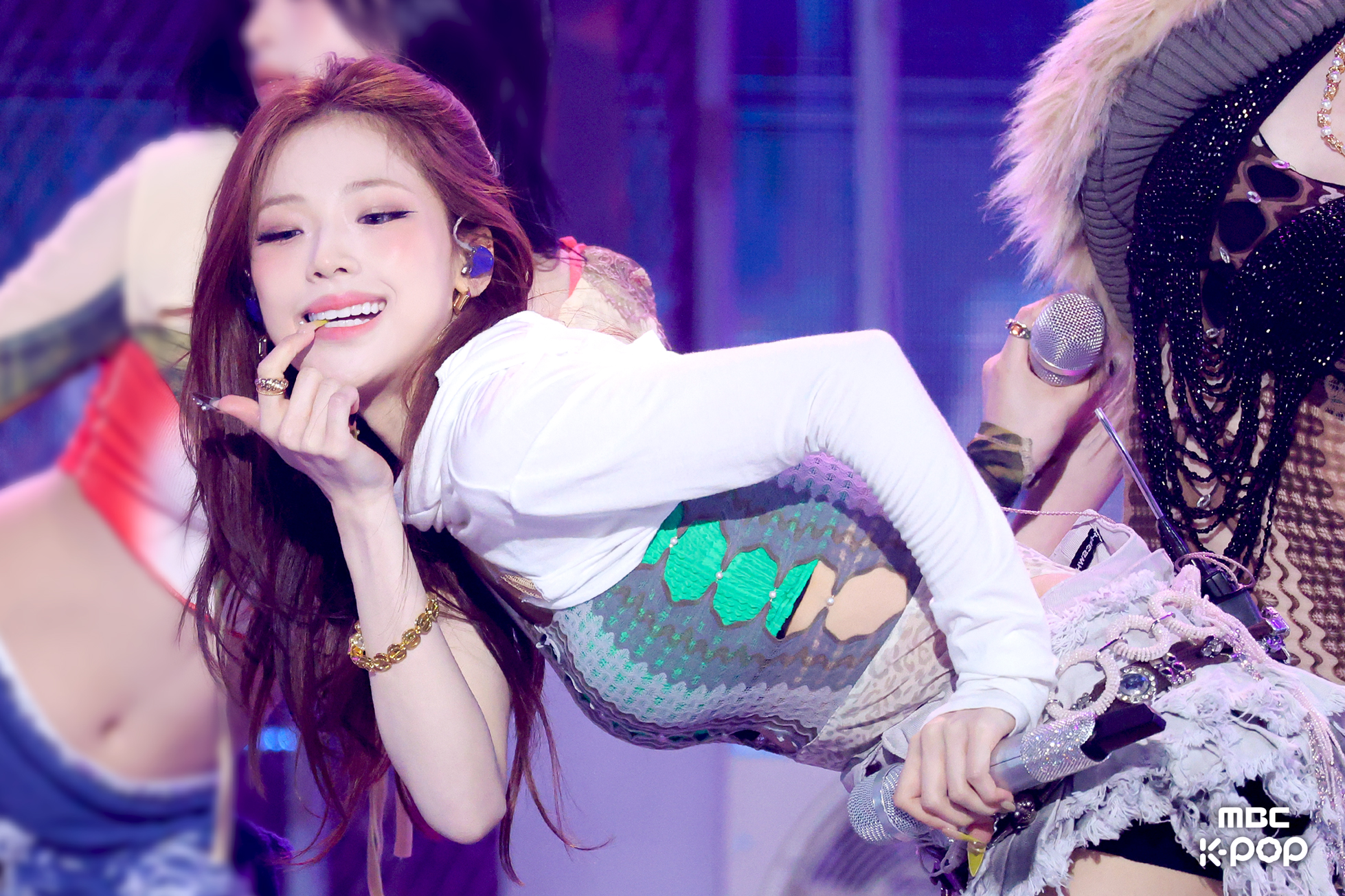 Ruka — 260509 Ruka “CHOOM” at MBC Music Core On-Site Photos HQ