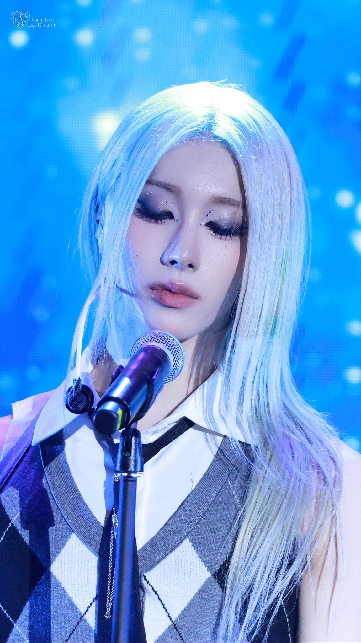 Rui — 251220 Rui at Daily Fanmeeting HQ Photos | kpopping