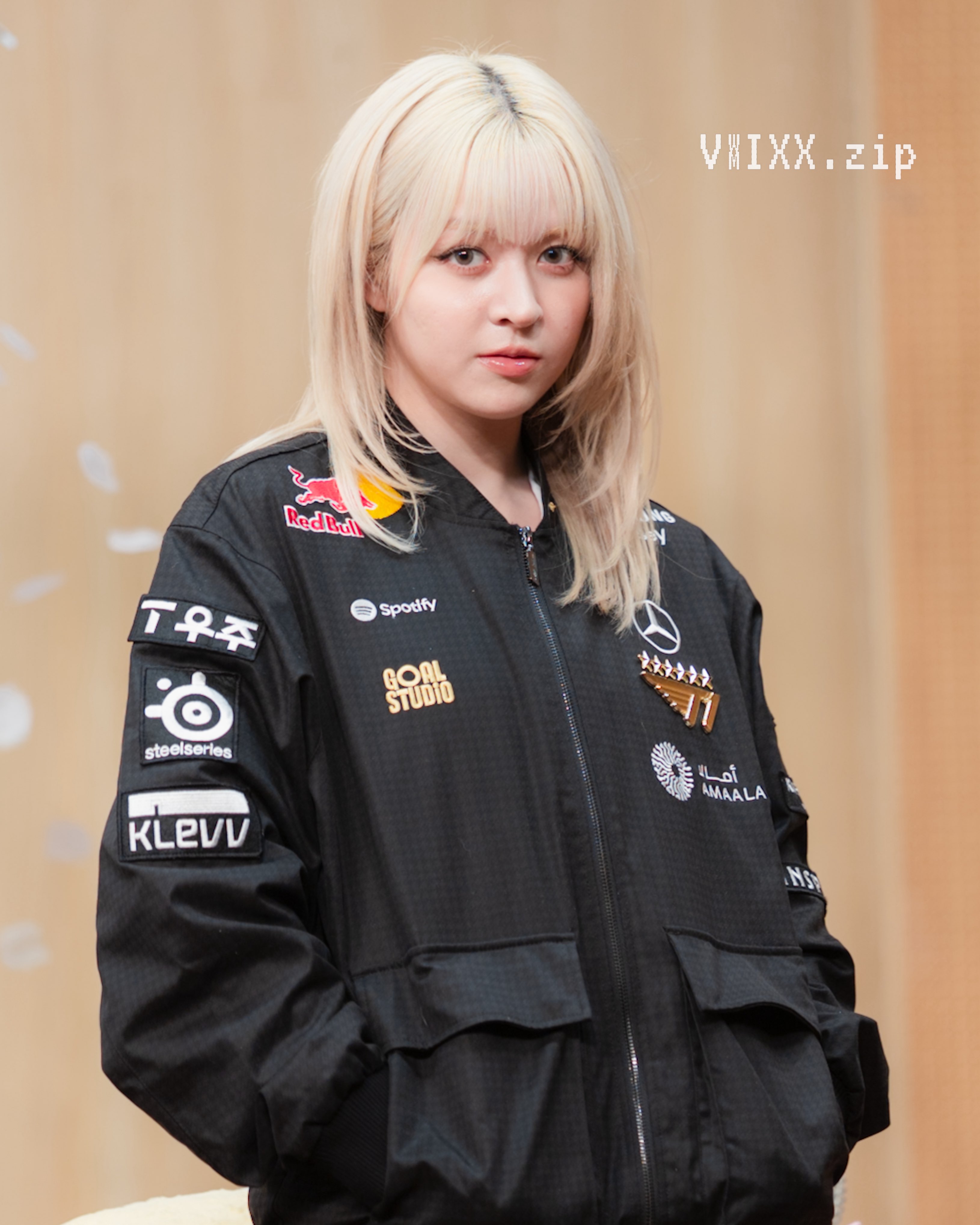 lily♡ Lily — 241026 - NMIXX Twitter Update with LILY | HAPPY LILY DAY HQ