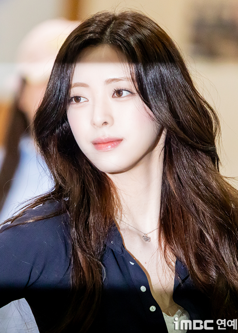 Yuna — 260525 YUNA- KBS Radio Commute HQ Photos | kpopping