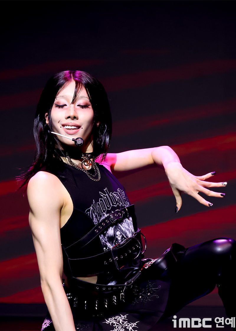 Rui — 260527 Rui at [I,God] Showcase HQ Photos