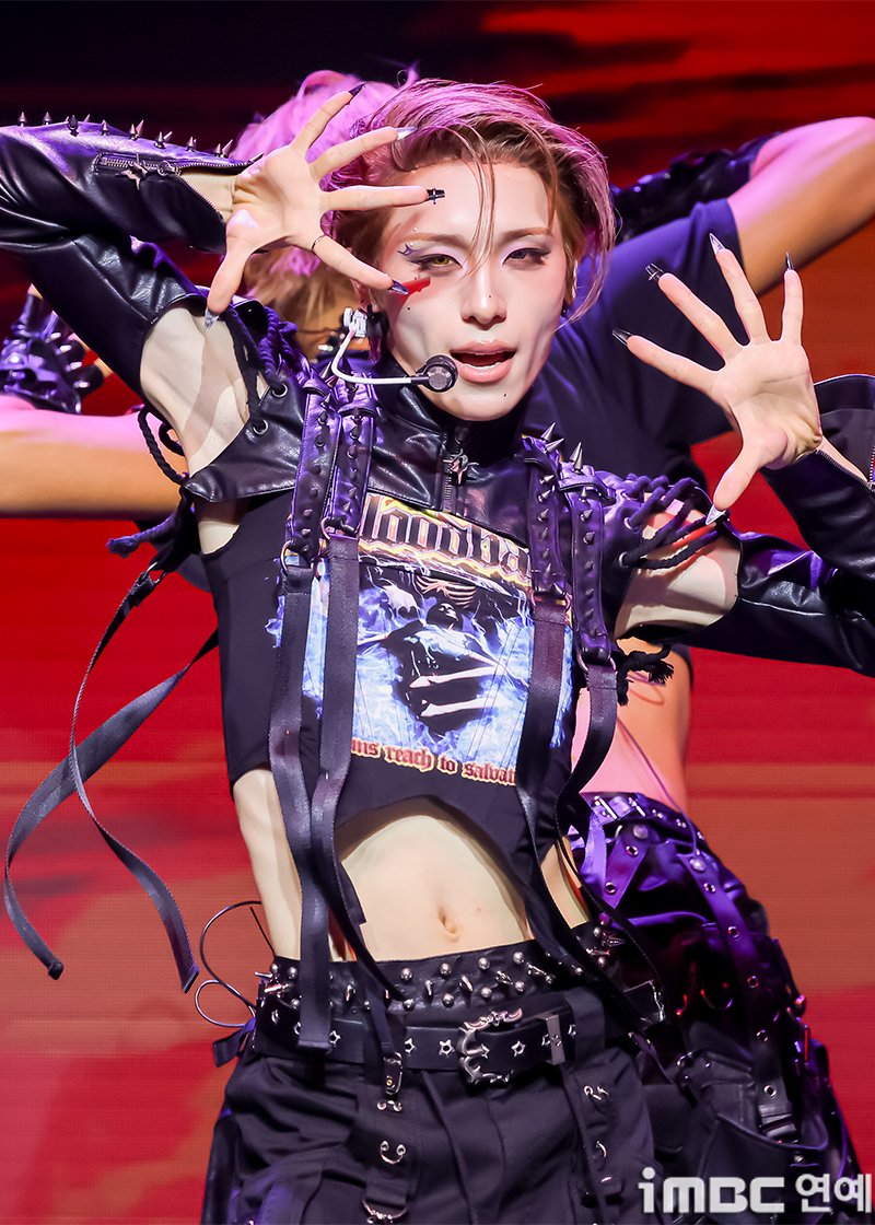 Haru — 260527 Haru at [I,God] Showcase HQ Photos | kpopping