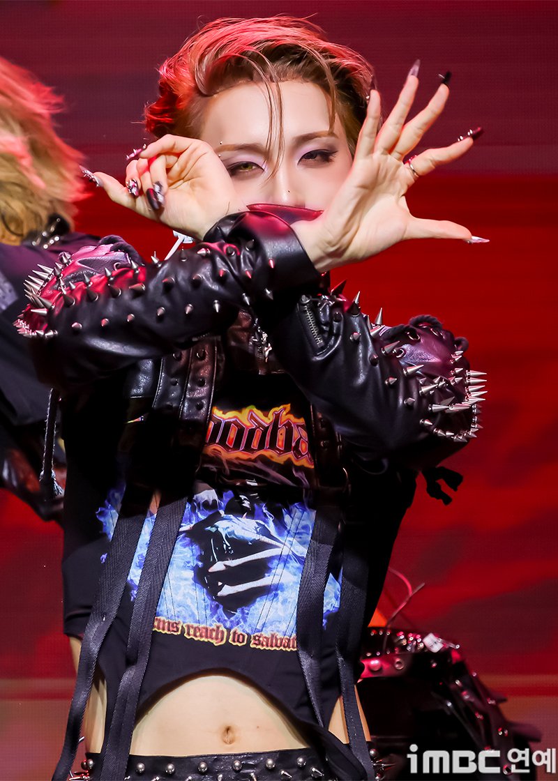 Haru — 260527 Haru at [I,God] Showcase HQ Photos | kpopping