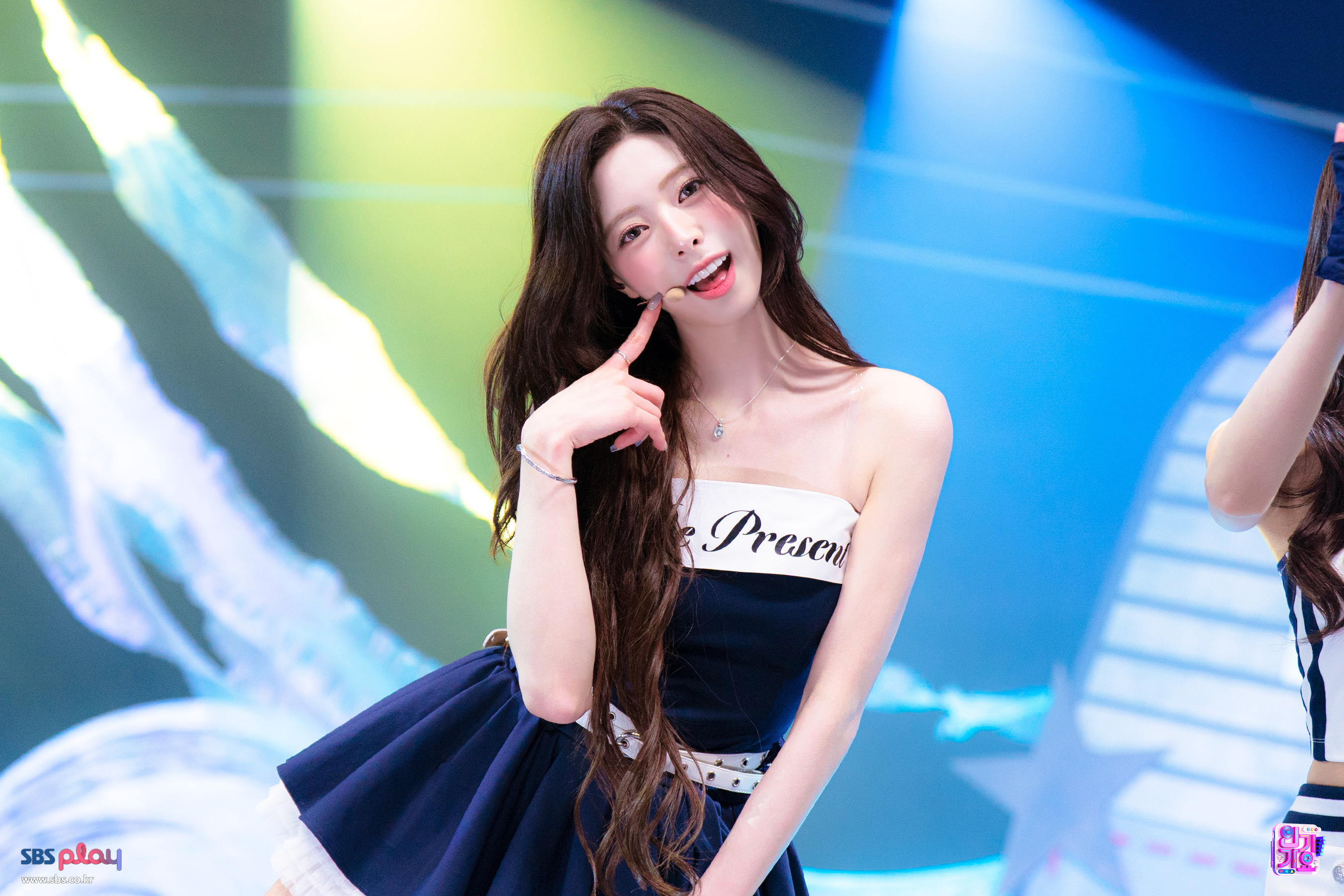 Yuna — 220715 ITZY Yuna - 'IDOL's Snack Spree' HQ Photos | kpopping