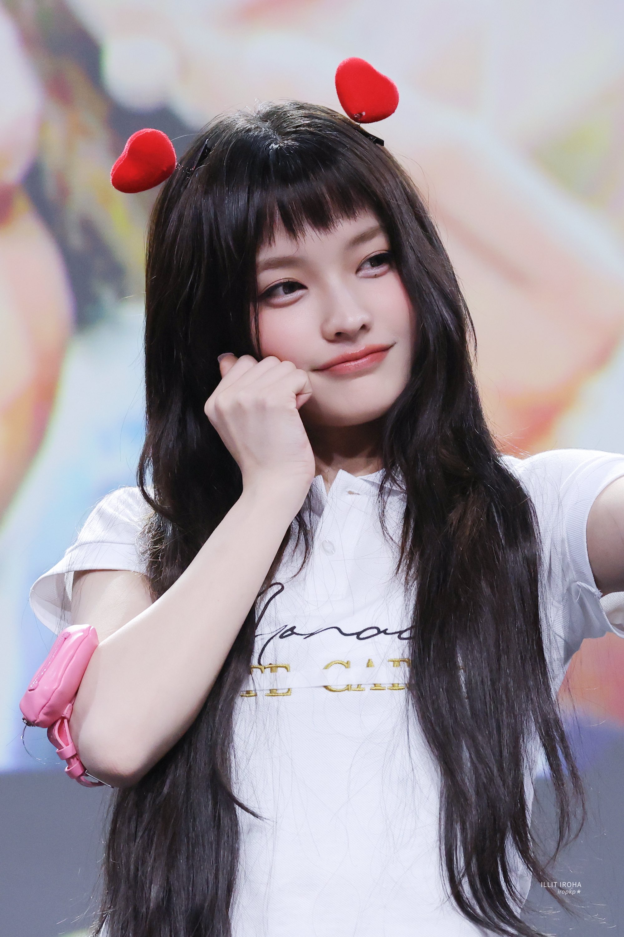 ミュージシャン Iroha Iroha — 260530 IROHA - at Mini-Fanmeeting HQ Photos | kpopping