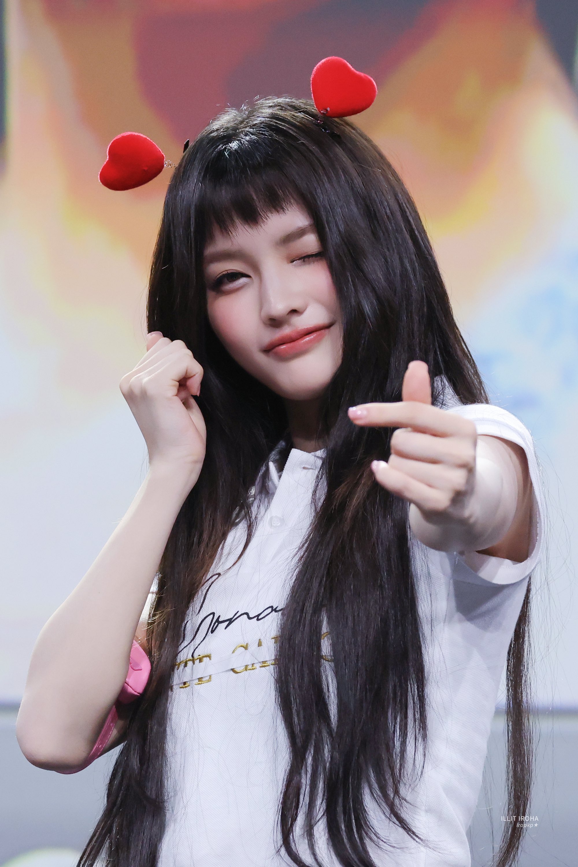 Iroha — 260530 IROHA - at Mini-Fanmeeting HQ Photos | kpopping