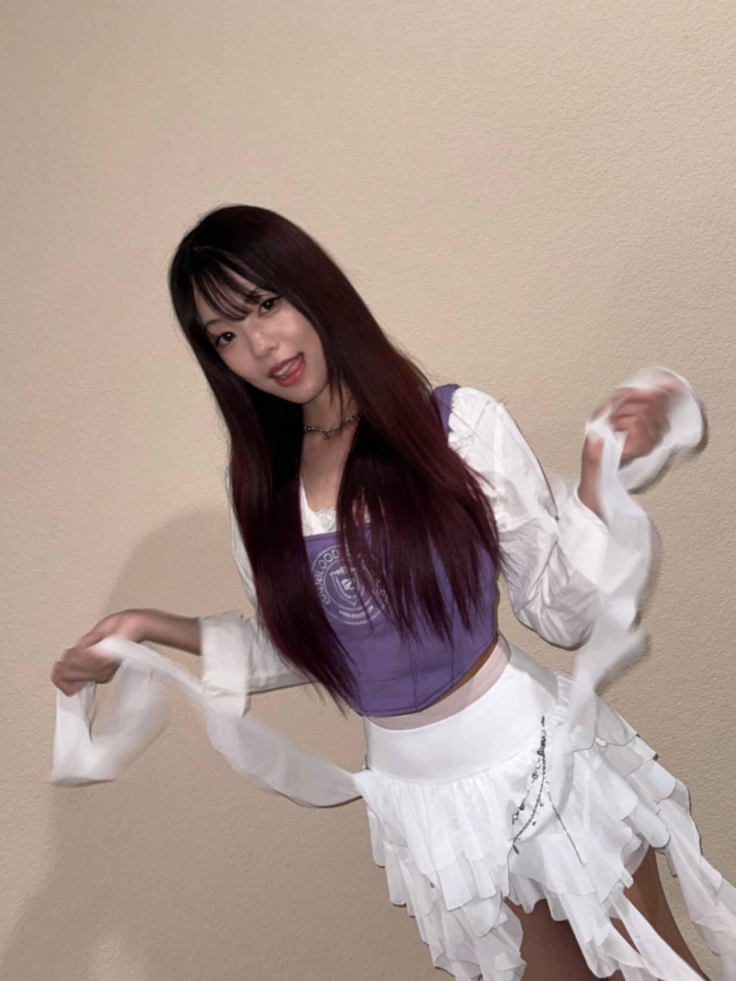 Yue — 220820 LAPILLUS Twitter Update - Yue and Chanty HQ Photos