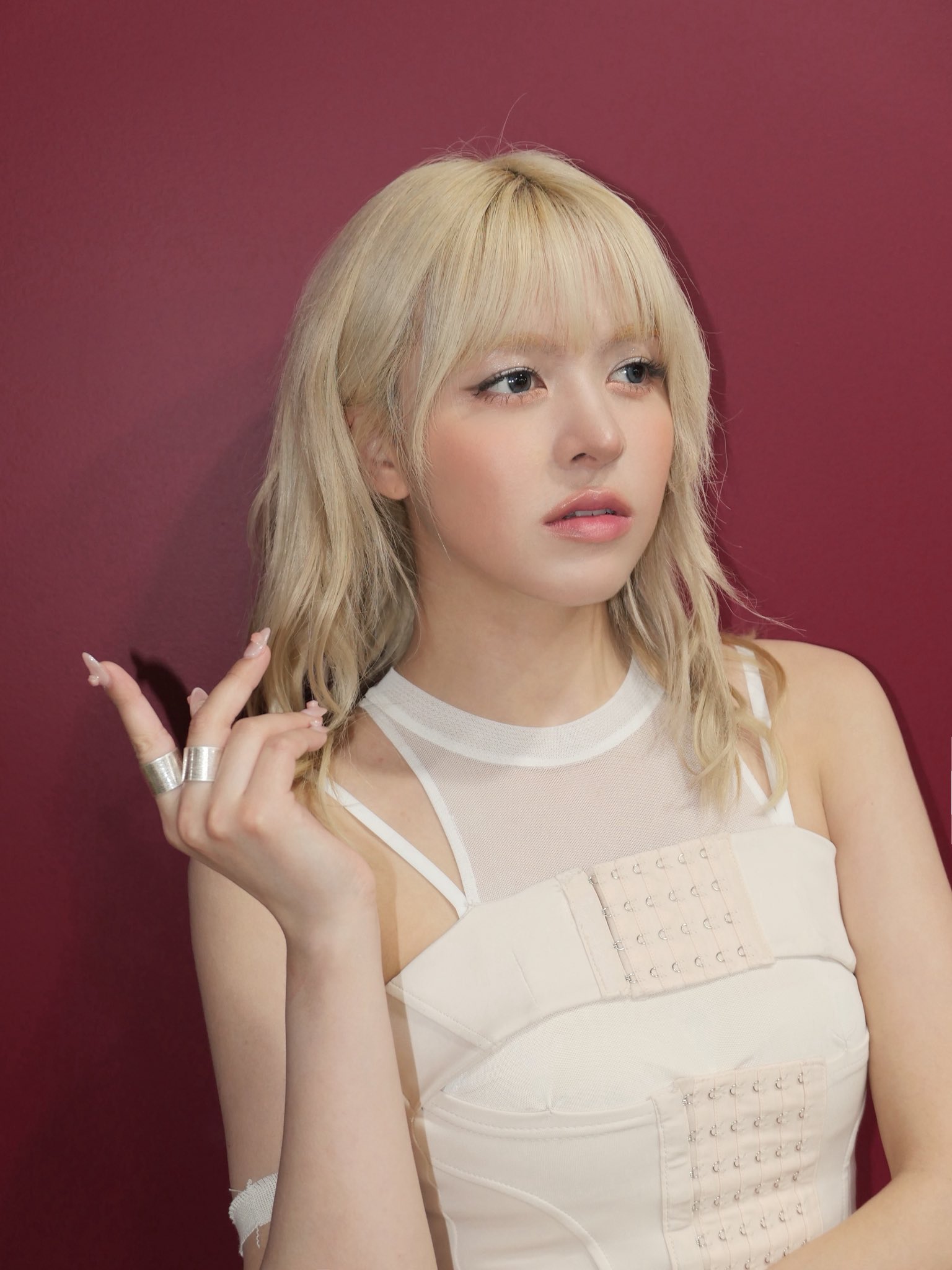 Lily — 220513 KCON Twitter Update - NMIXX Lily Official Stage