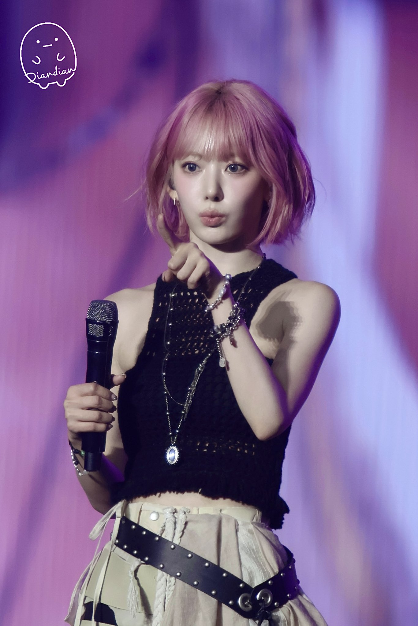 Miyawaki Sakura — 250316 LE SSERAFIM Sakura - 'HOT' at Inkigayo HQ