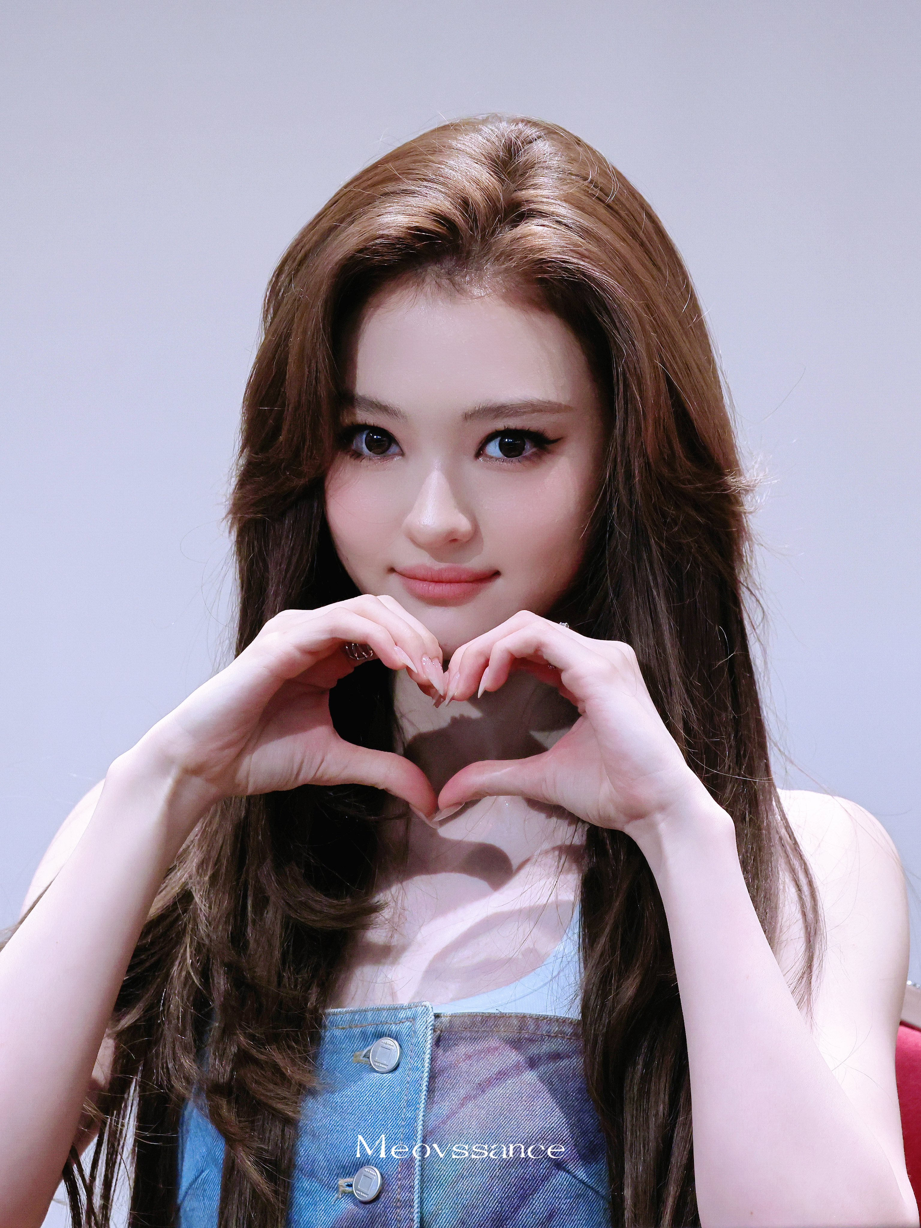 Ella — 260607 ELLA - at Fansign Event HQ Photos