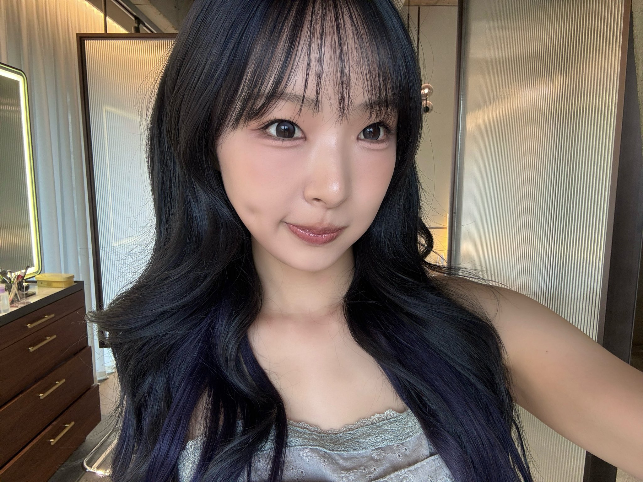 Yume — 241116 YUME Twitter Update HQ Photos