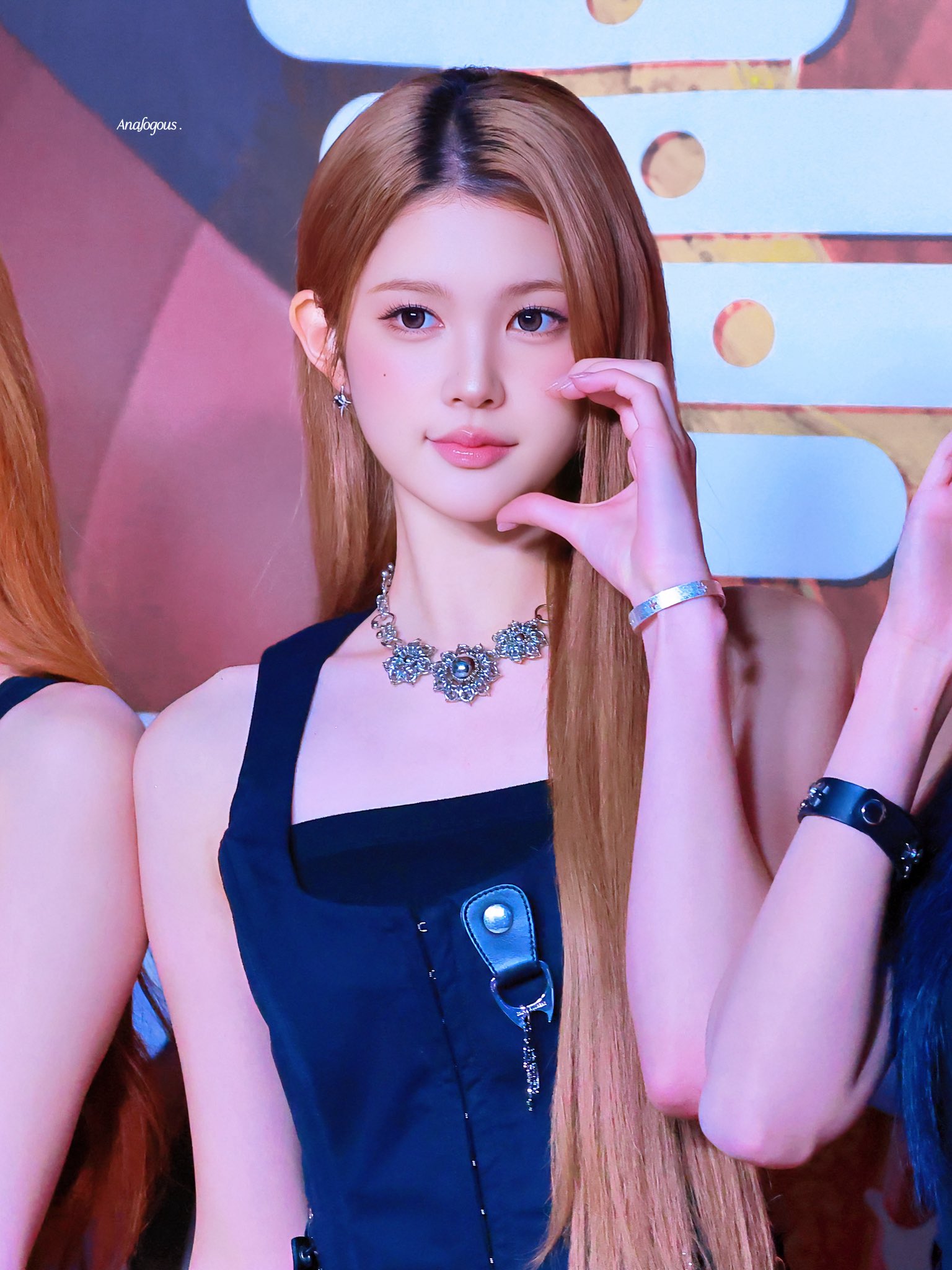 A-na — 250426 HEARTS2HEARTS X UPDATE | A-NA HQ Photos | kpopping