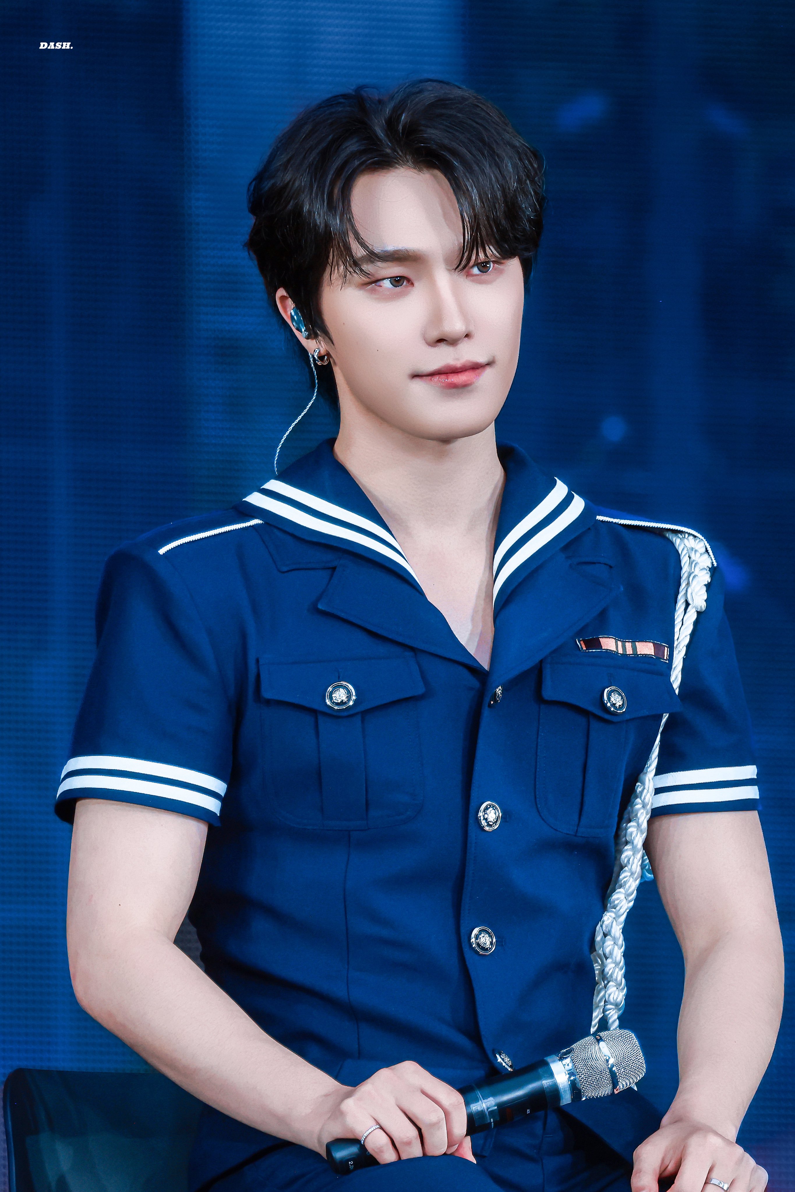 Dino — 230428 SEVENTEEN Dino - 'Super' at Music Bank HQ Photos