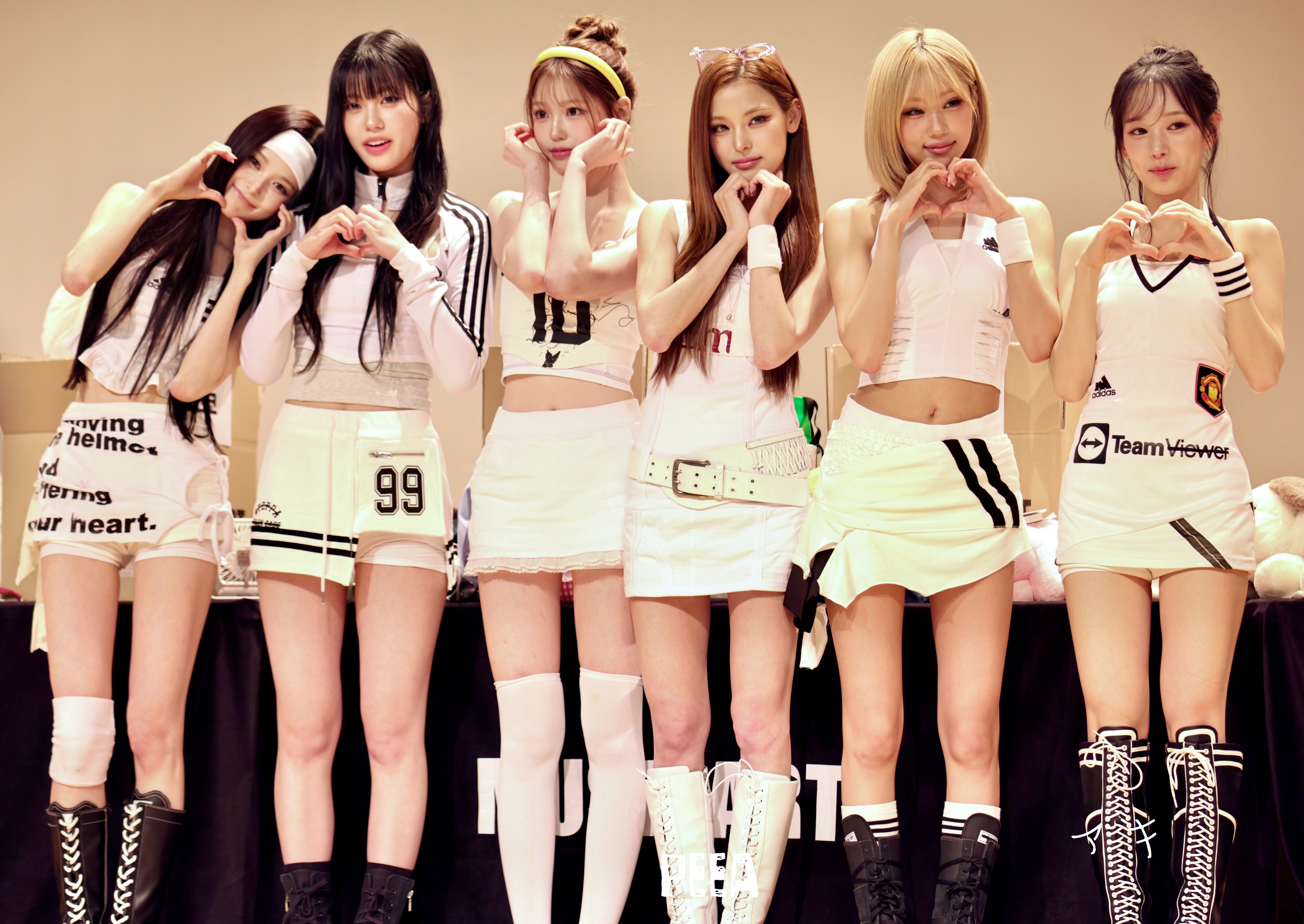 izna (이즈나) — K-pop Group Profile | kpopping