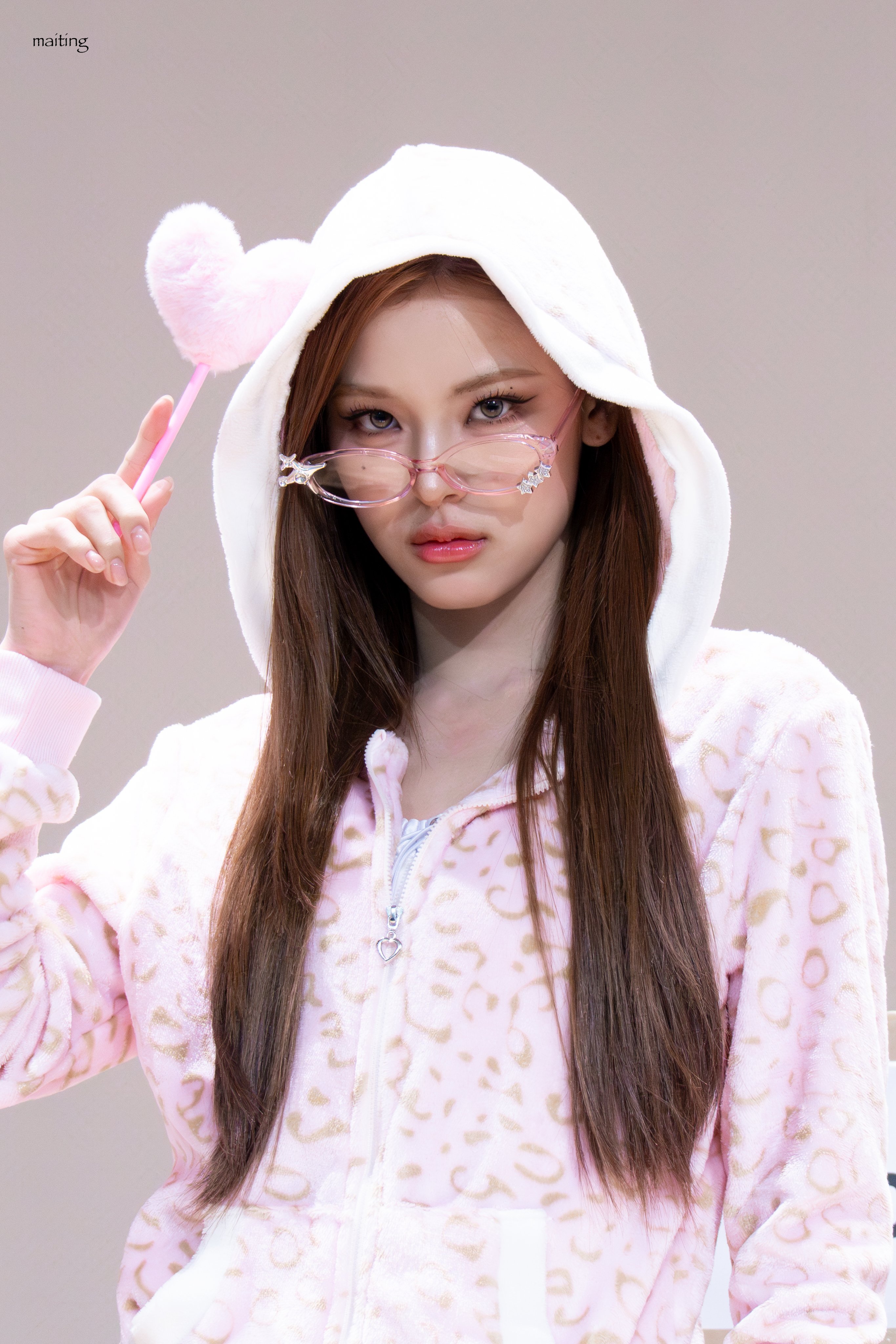 Mai — 260625 Mai at Fansign Event HQ Photos | kpopping