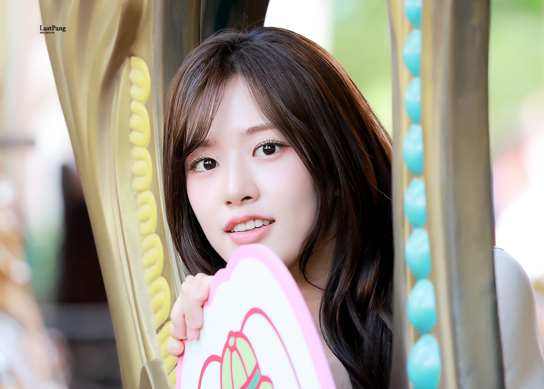 Yujin — 260701 Yujin at Everland HQ Photos | kpopping