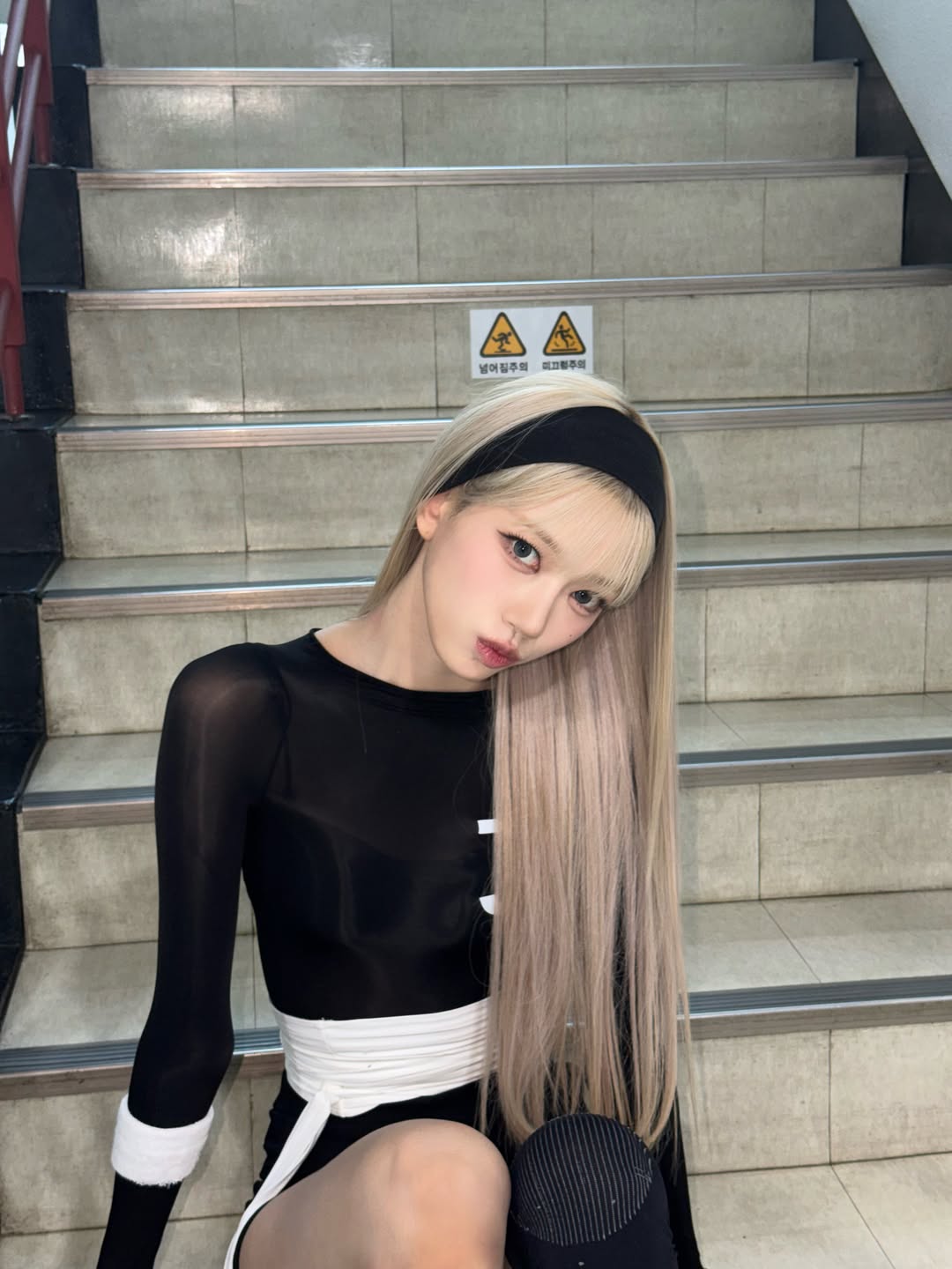 Sooin — 260703 Meovv Instagram Update - Sooin HQ Photos