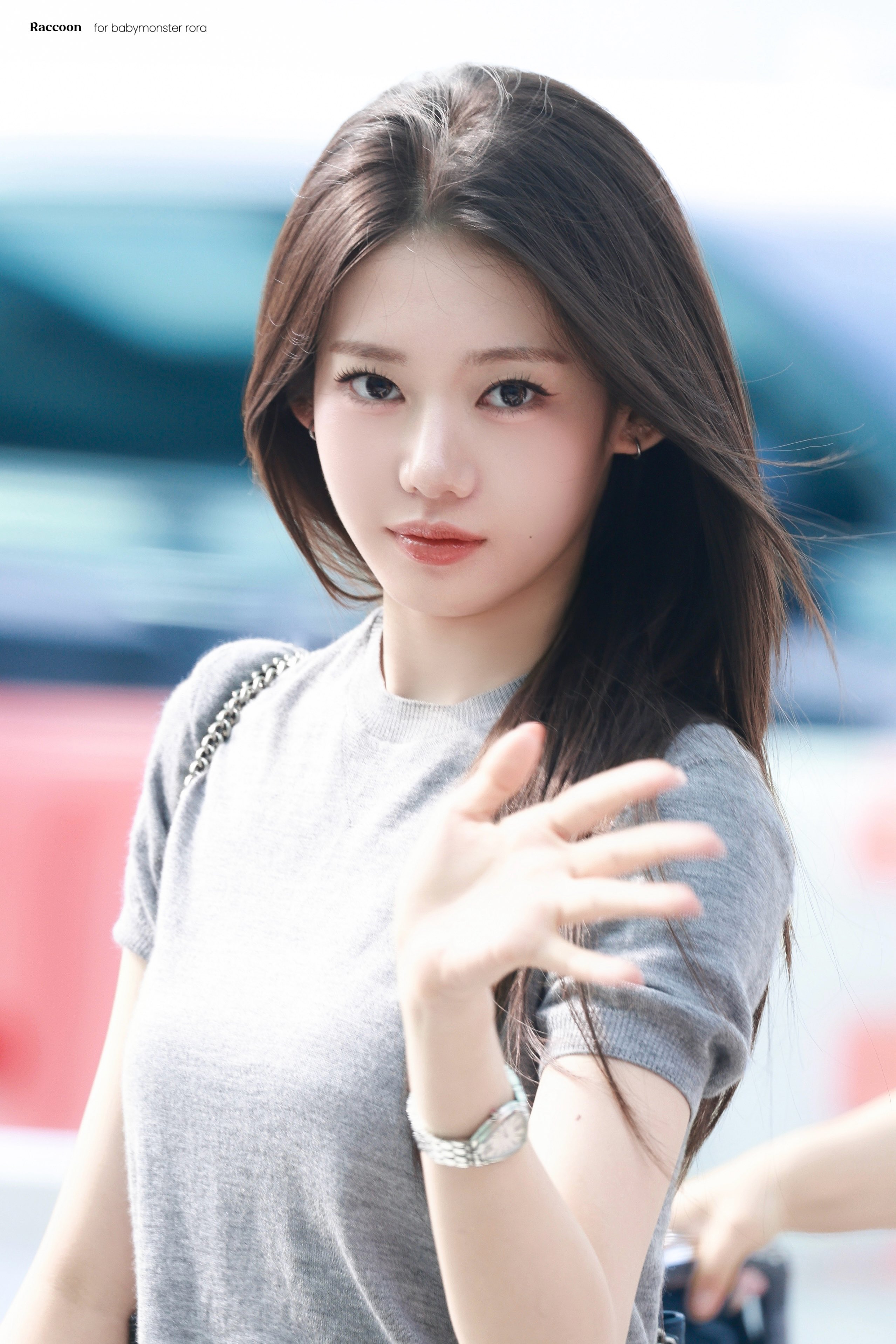 Rora — 250815 Rora at GMP/KIX Airport HQ Photos | kpopping