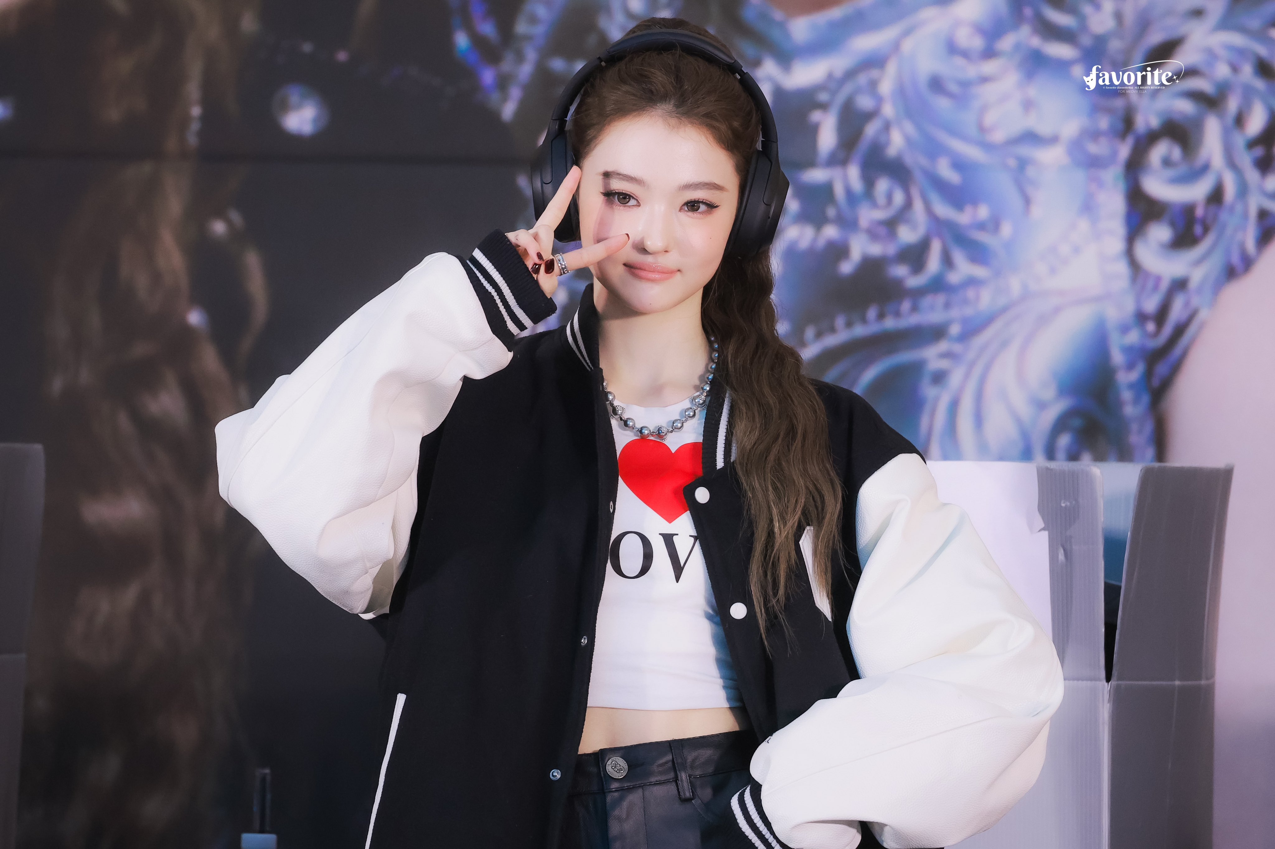 Ella — 260704 Ella at Fansign Event HQ Photos | kpopping