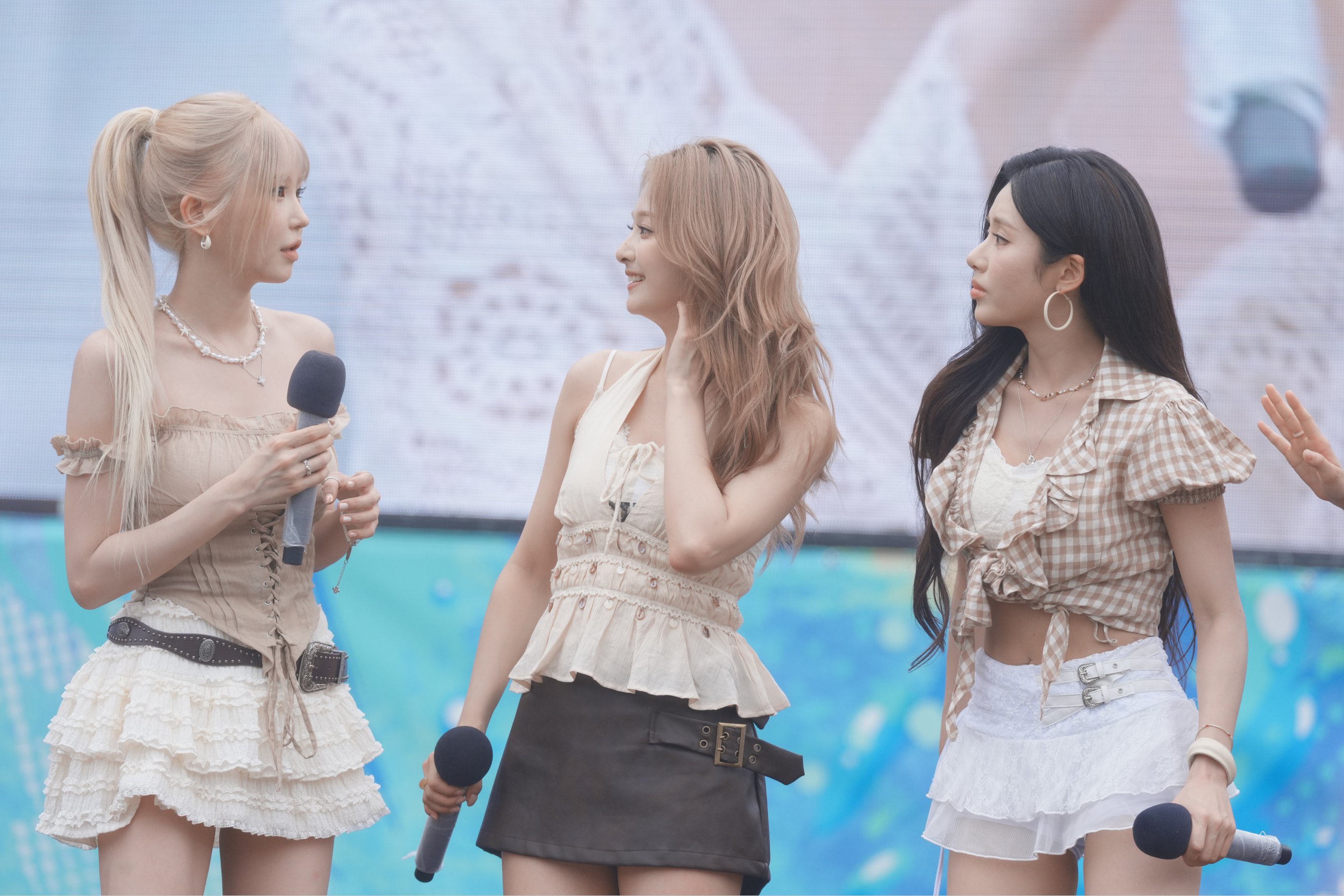 fromis_9 (프로미스나인) — K-pop Group Profile | kpopping