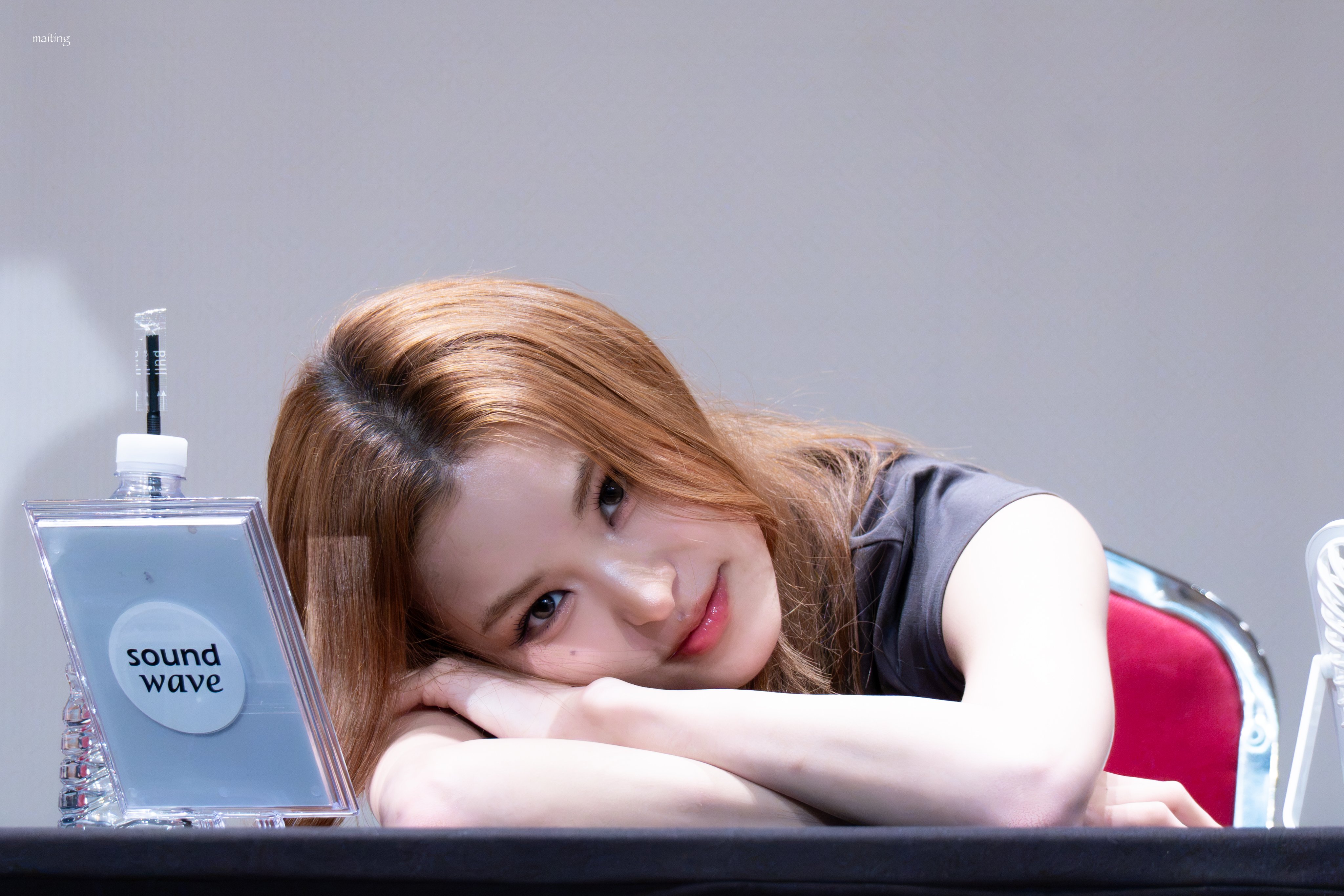 Mai — 260705 Mai at Soundwave Fansign HQ Photos | kpopping
