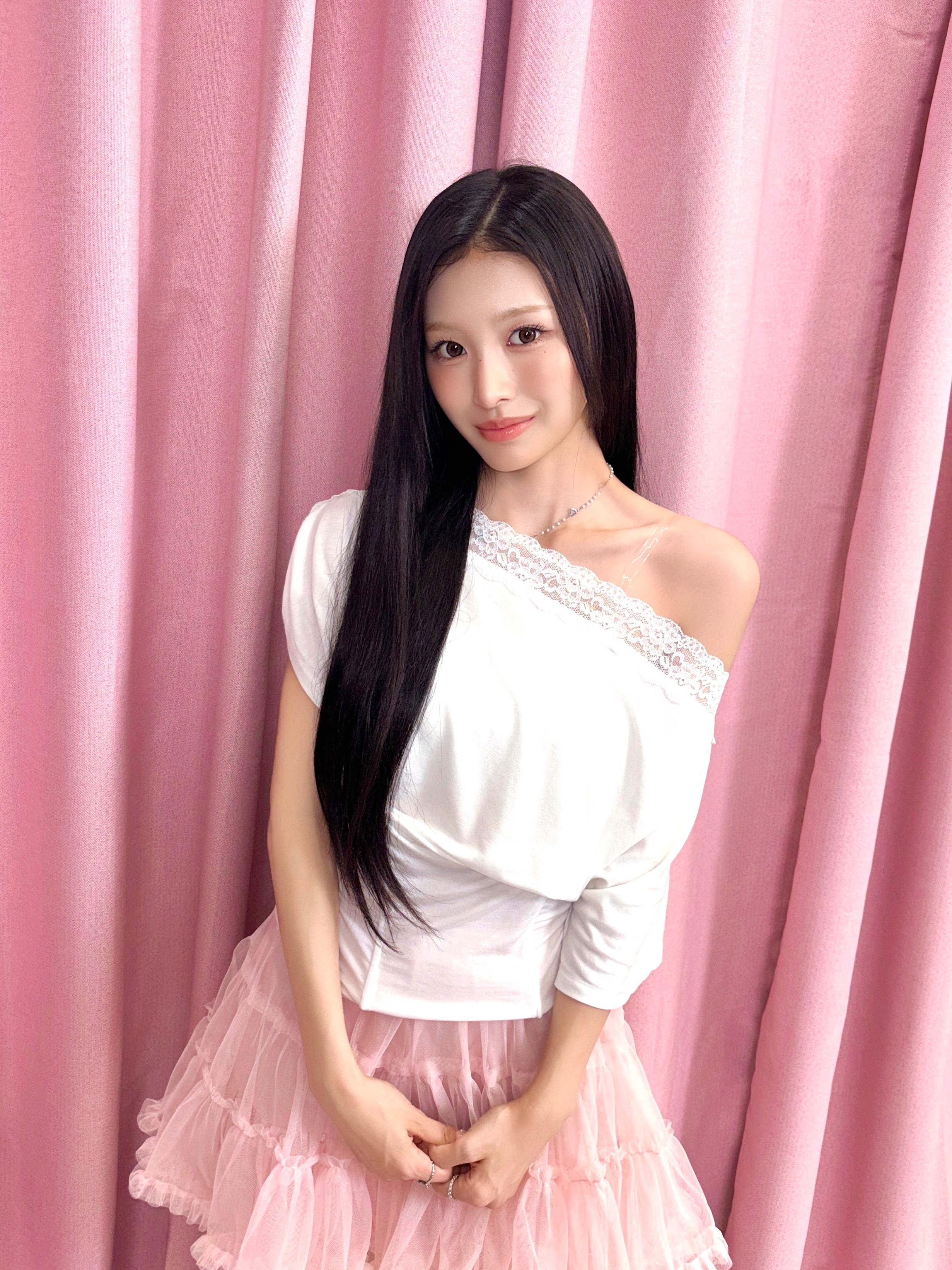 Minami — 260413 RESCENE Twitter Update - Minami HQ Photos | kpopping